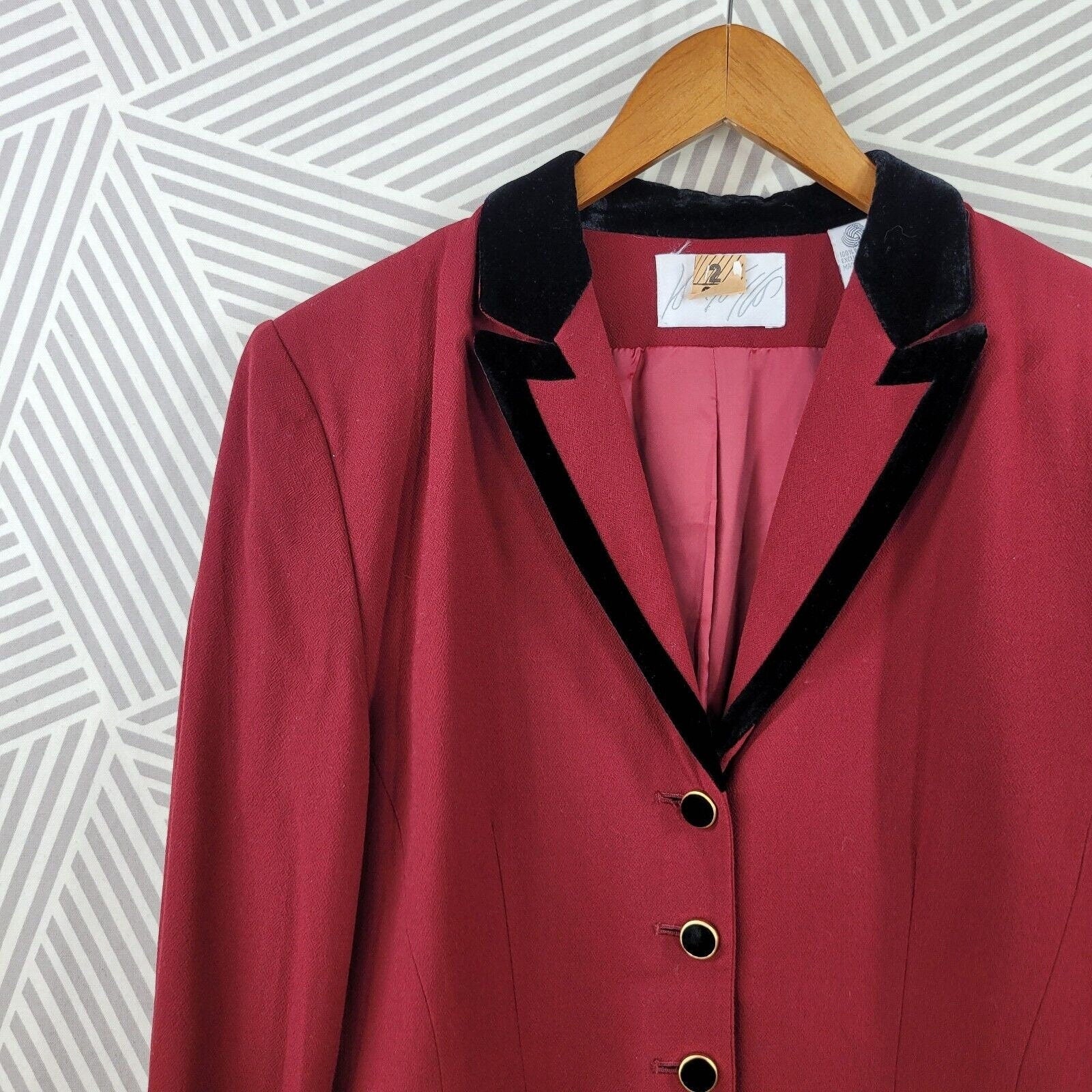 Lord Taylor Size 10 Blazer Jacket 100% Wool Black Velvet Trim Red Professional by Lord Taylor - Image 2