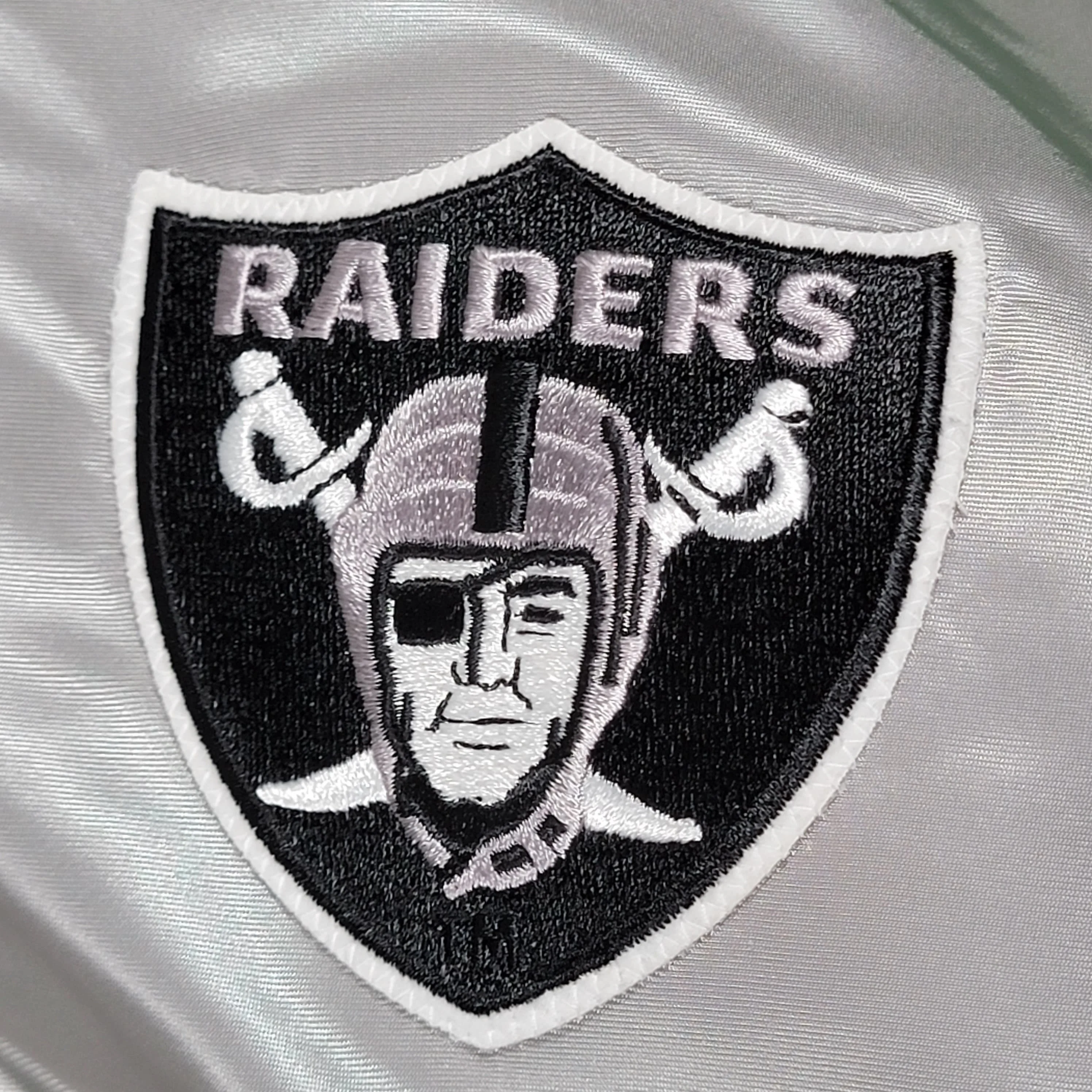 Los Angeles Raiders Vintage Starter Reversible Satin Bomber Jacket - Size L - Image 6
