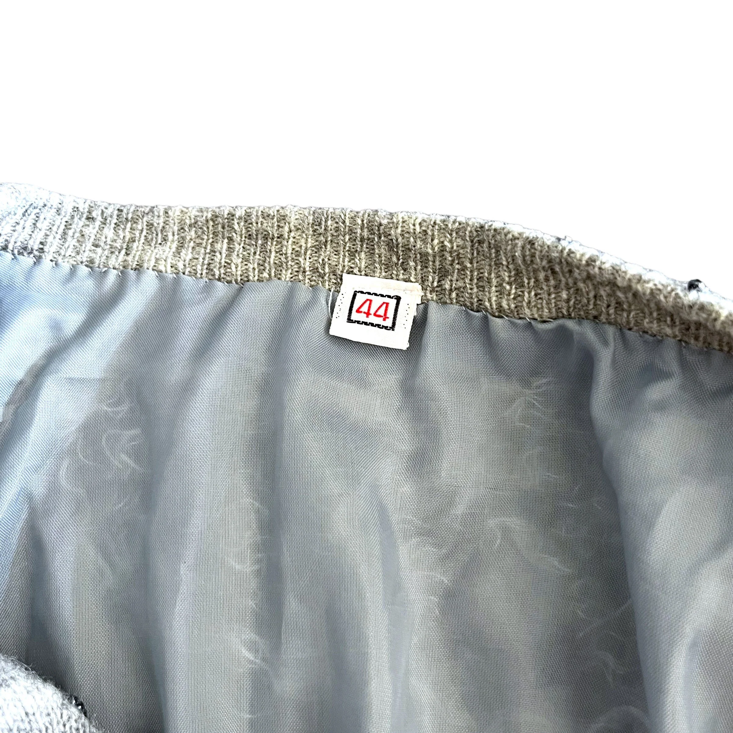 Lovely Vintage Beaded Cardigan Sweater 50s 60s Gray Charcoal Pearl Pinup Girl Rockabilly - Image 4