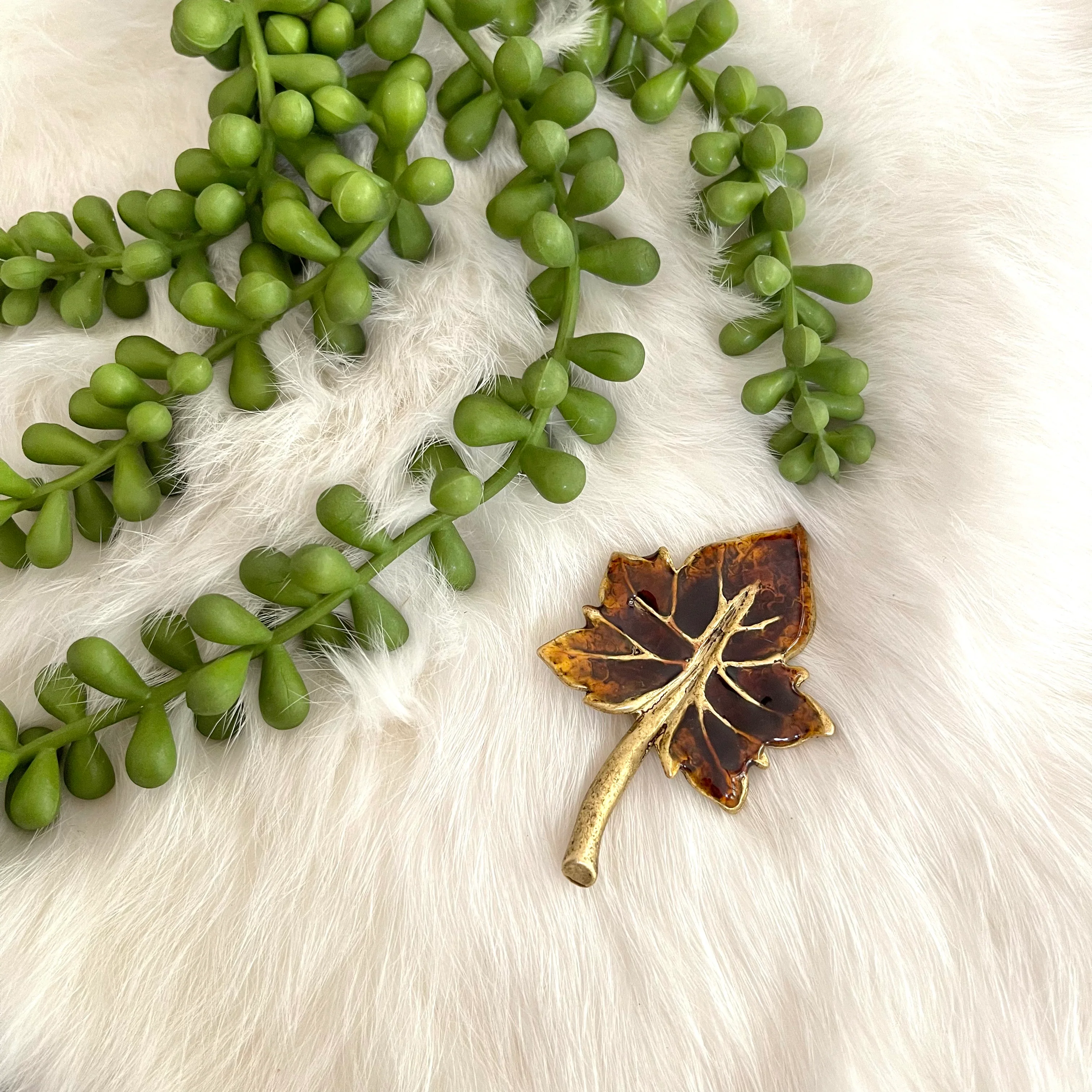 Maple Leaf Brooch - Image 3