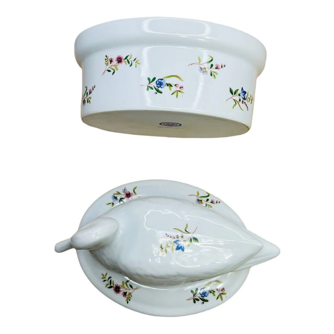 Margot Casserole Dish Oval Covered Duck Oven Porcelain Floral by BIA Cordon Bleu - Image 2