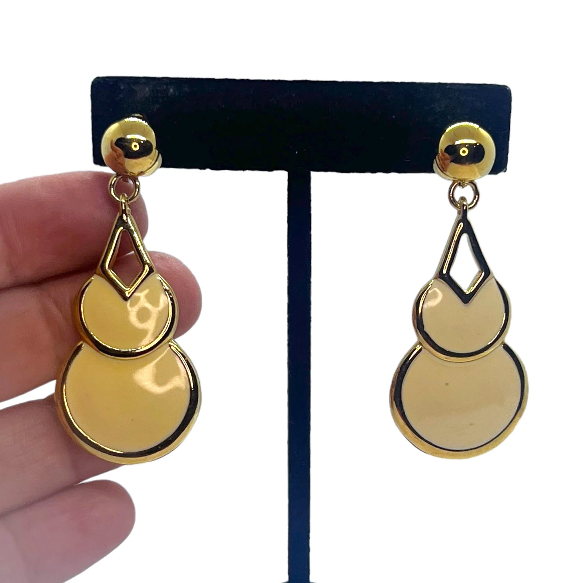 Marvelous Vintage Napier Enamel Earrings 80s 90s Runway Couture Gold Tone Cream Drop Dangles Chunky by Napier - Image 3