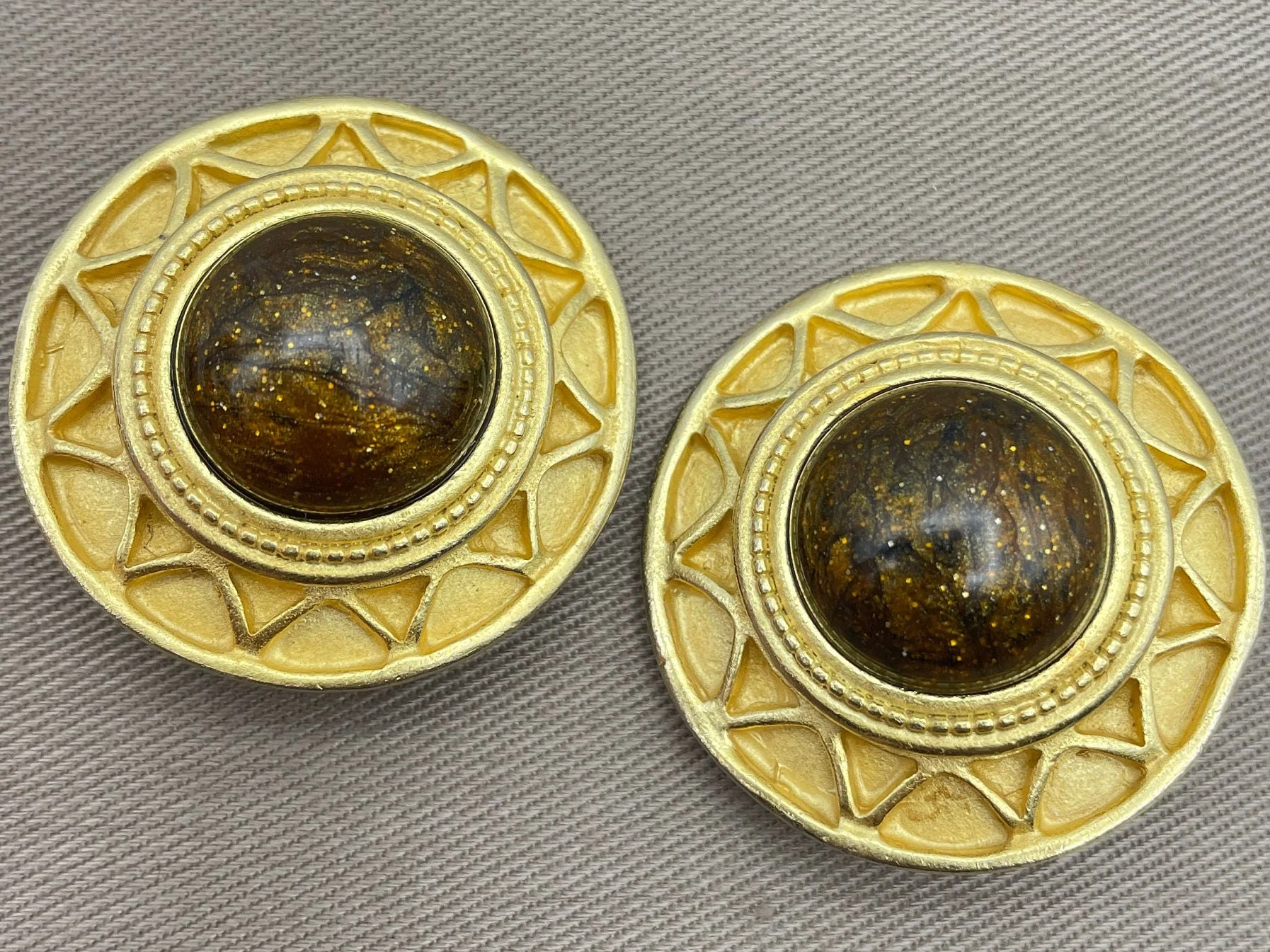 Massive Etruscan Sunburst Signed Vintage Byzantine Clip On Statement Earrings by Realm - Image 5