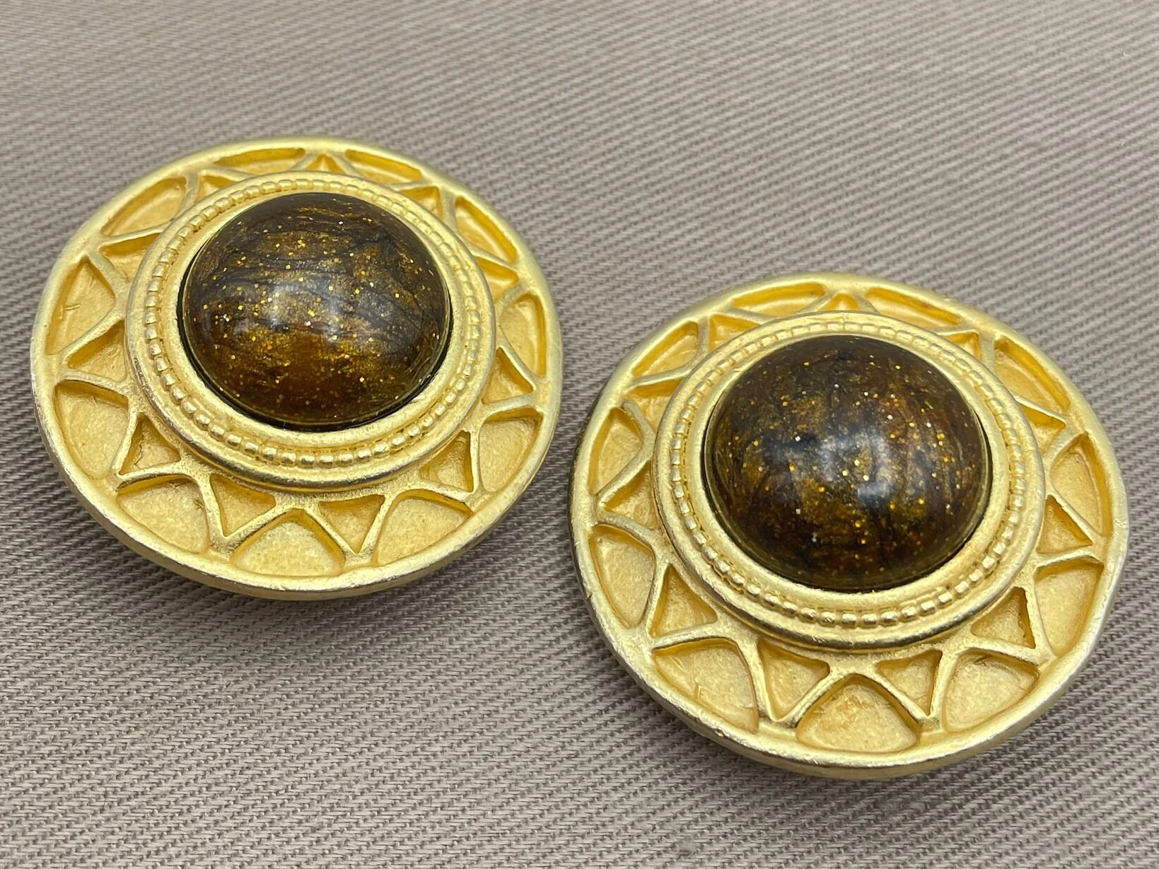Massive Etruscan Sunburst Signed Vintage Byzantine Clip On Statement Earrings by Realm - Image 6