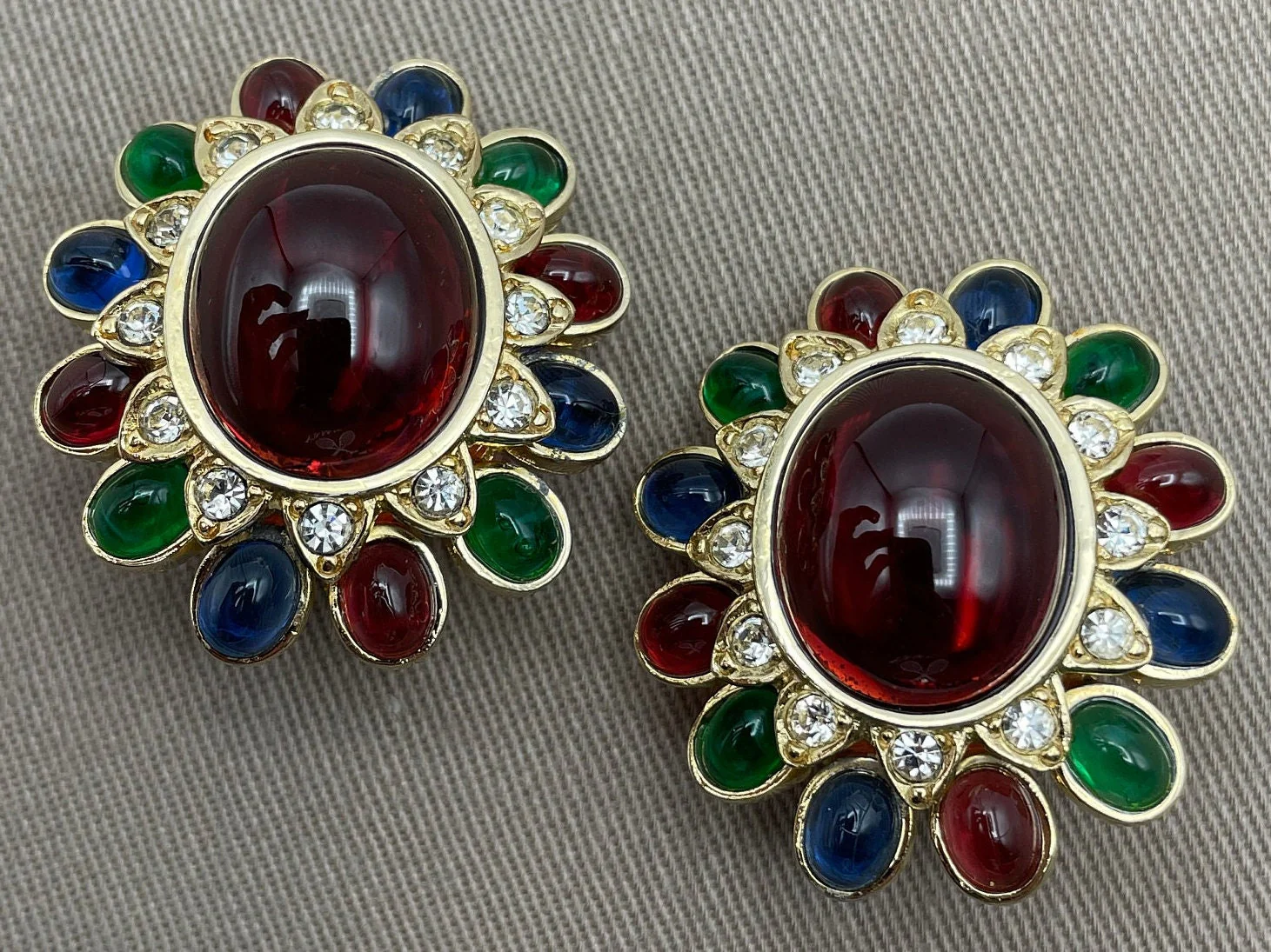 Massive Glass Cabochon Jewels of India Clip On Statement Earrings Gripoix by Ciner - Image 6