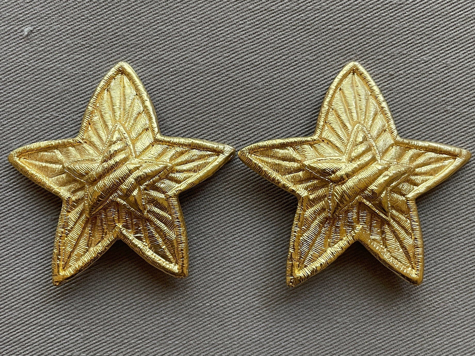 Massive Gold Star Clip On Statement Earrings - Image 3