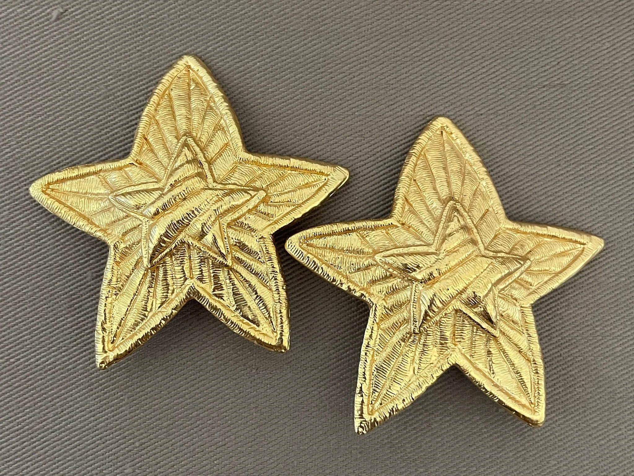 Massive Gold Star Clip On Statement Earrings - Image 5