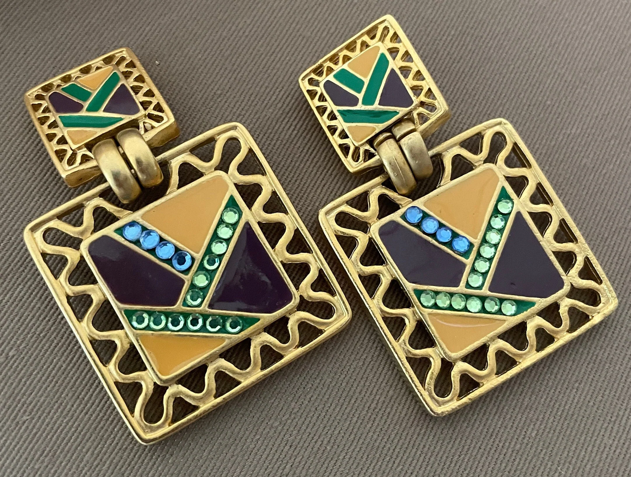 Massive Signed Craft Etruscan Abstract Clip-On Statement Earrings by Craft - Image 4