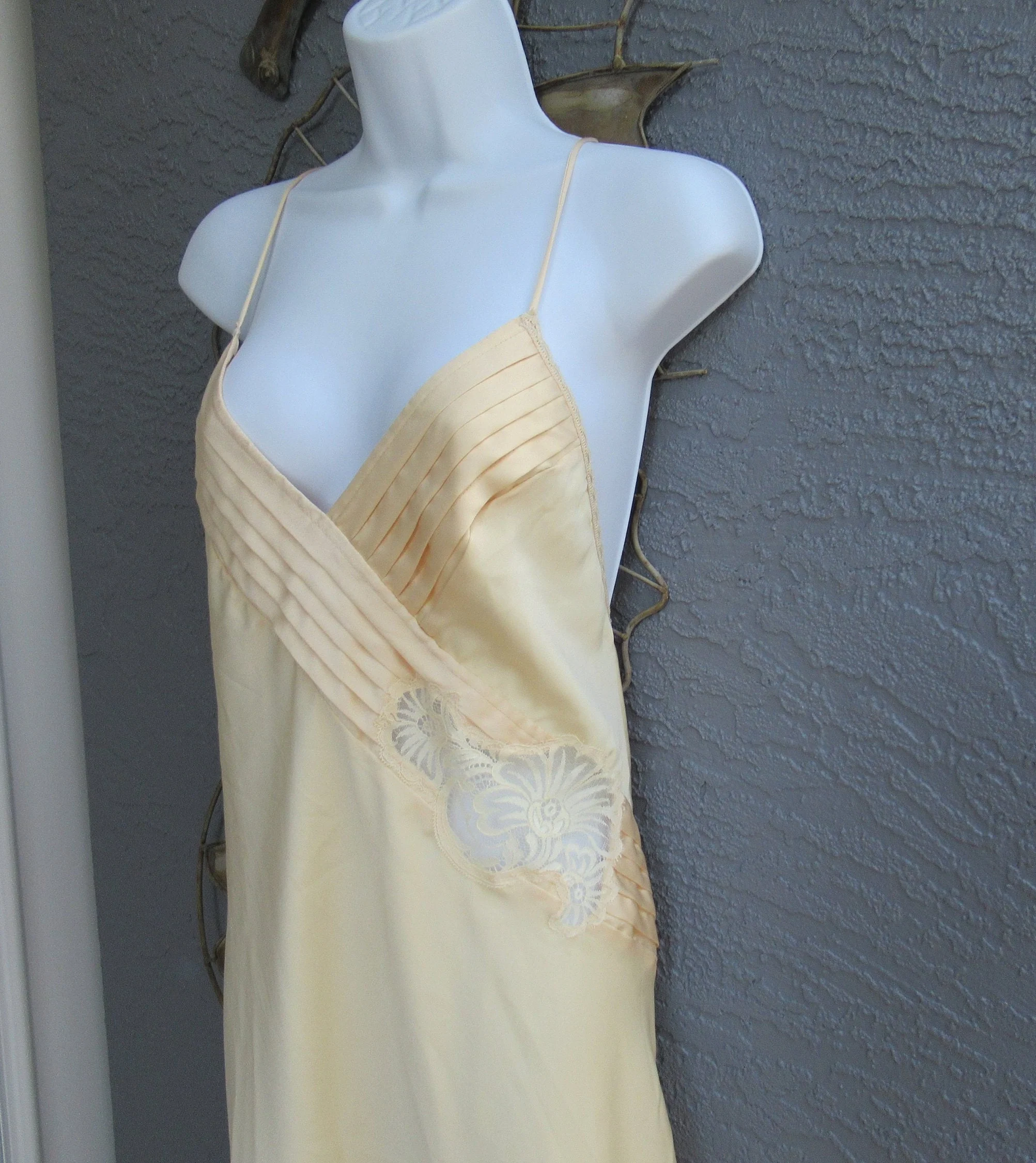 Med Long Nightgown Lily of France Rosa Puleo-Ule Deep V Front Spaghetti Strap Crisscross Low Back Beige Polyester by Lily Of France - Image 2