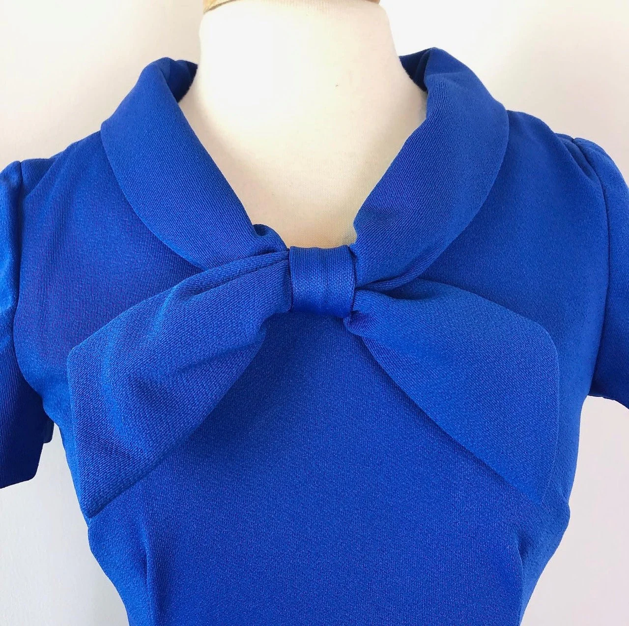 Medium To Large Darling Vintage 60s Royal Blue Wiggle Dress with Necktie - Image 5