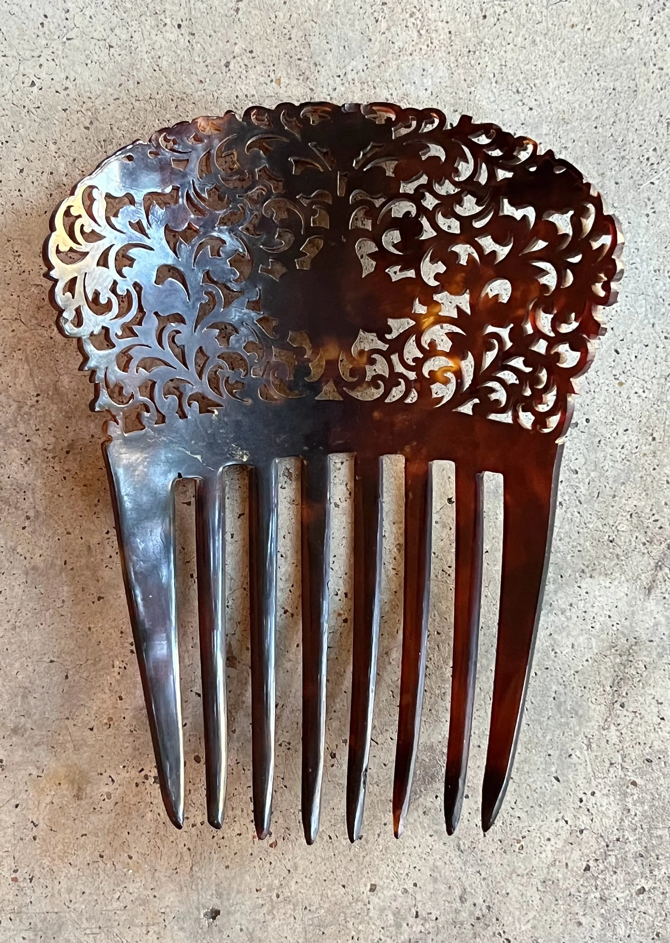Mid-19th C. Carved Tortoise Shell Decorative Comb Antique Victorian Accessory - Image 2