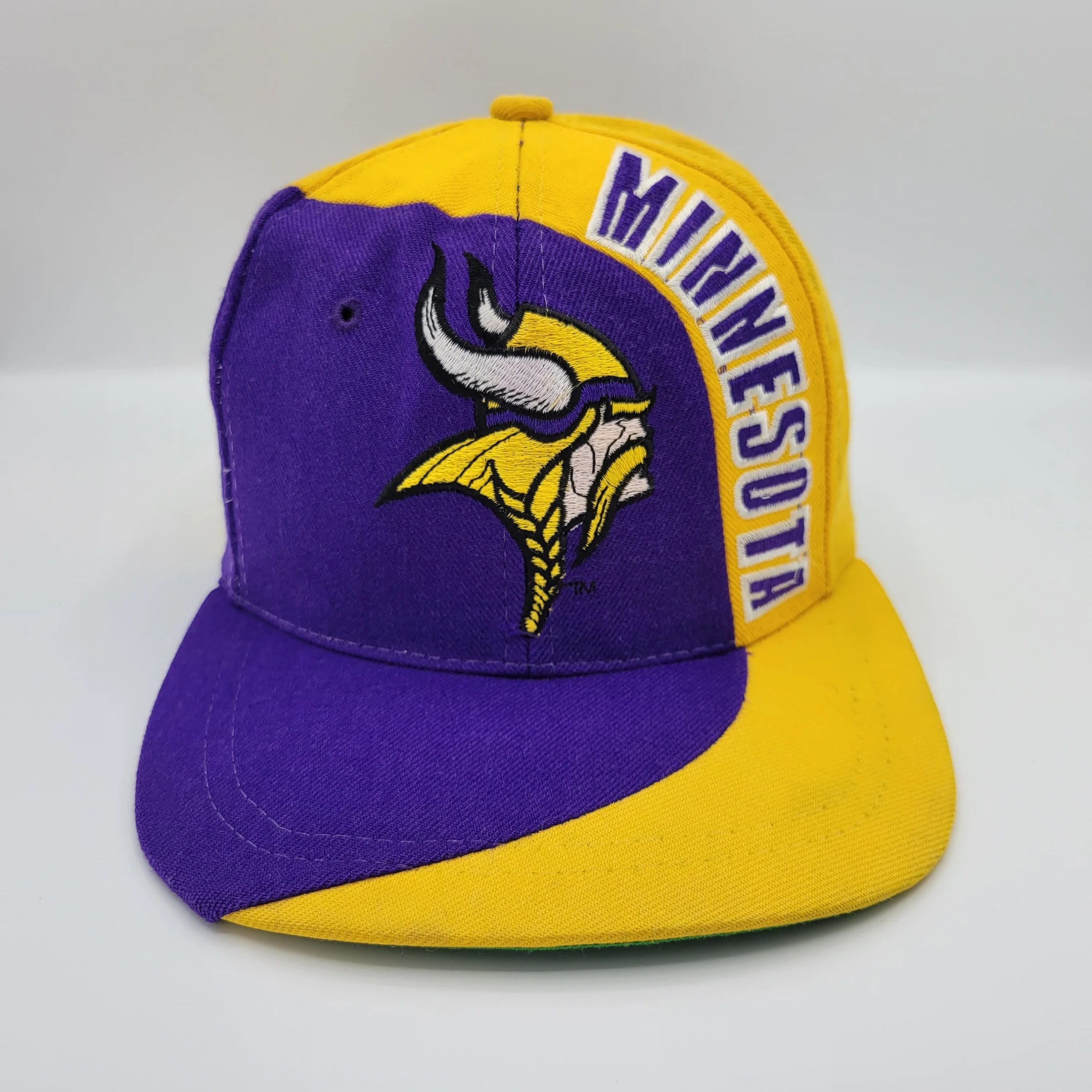 Minnesota Vikings Vintage 90s American Needle Snapback Hat - One Size Fits All - Image 2