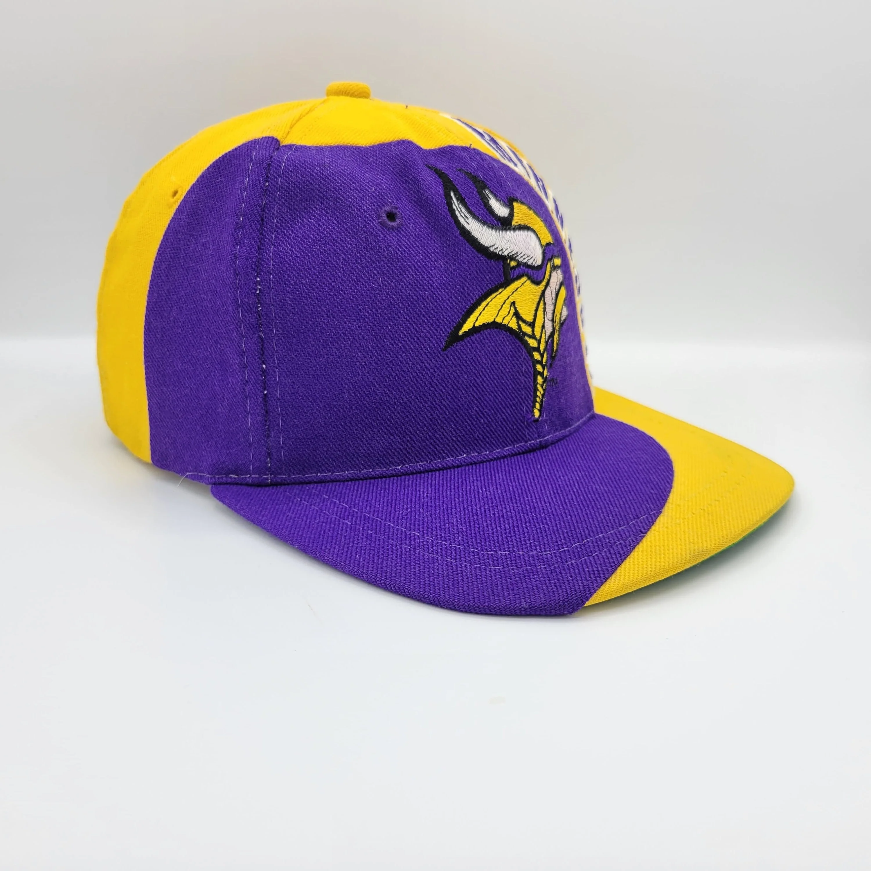 Minnesota Vikings Vintage 90s American Needle Snapback Hat - One Size Fits All - Image 3
