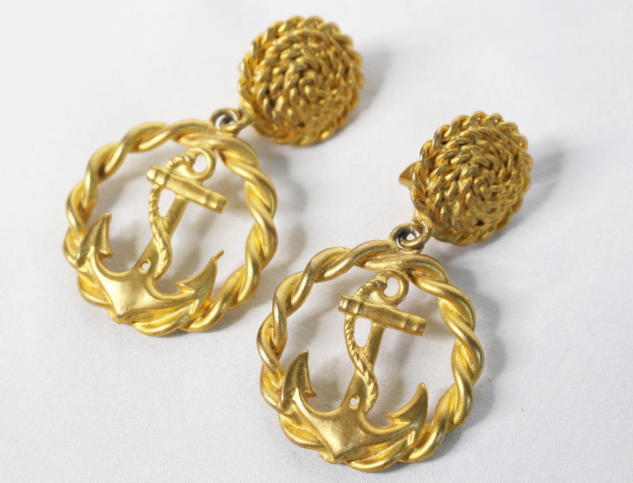 Nautical Anchor Statement Earrings Vintage Matte Gold Swinging Clips - Image 4