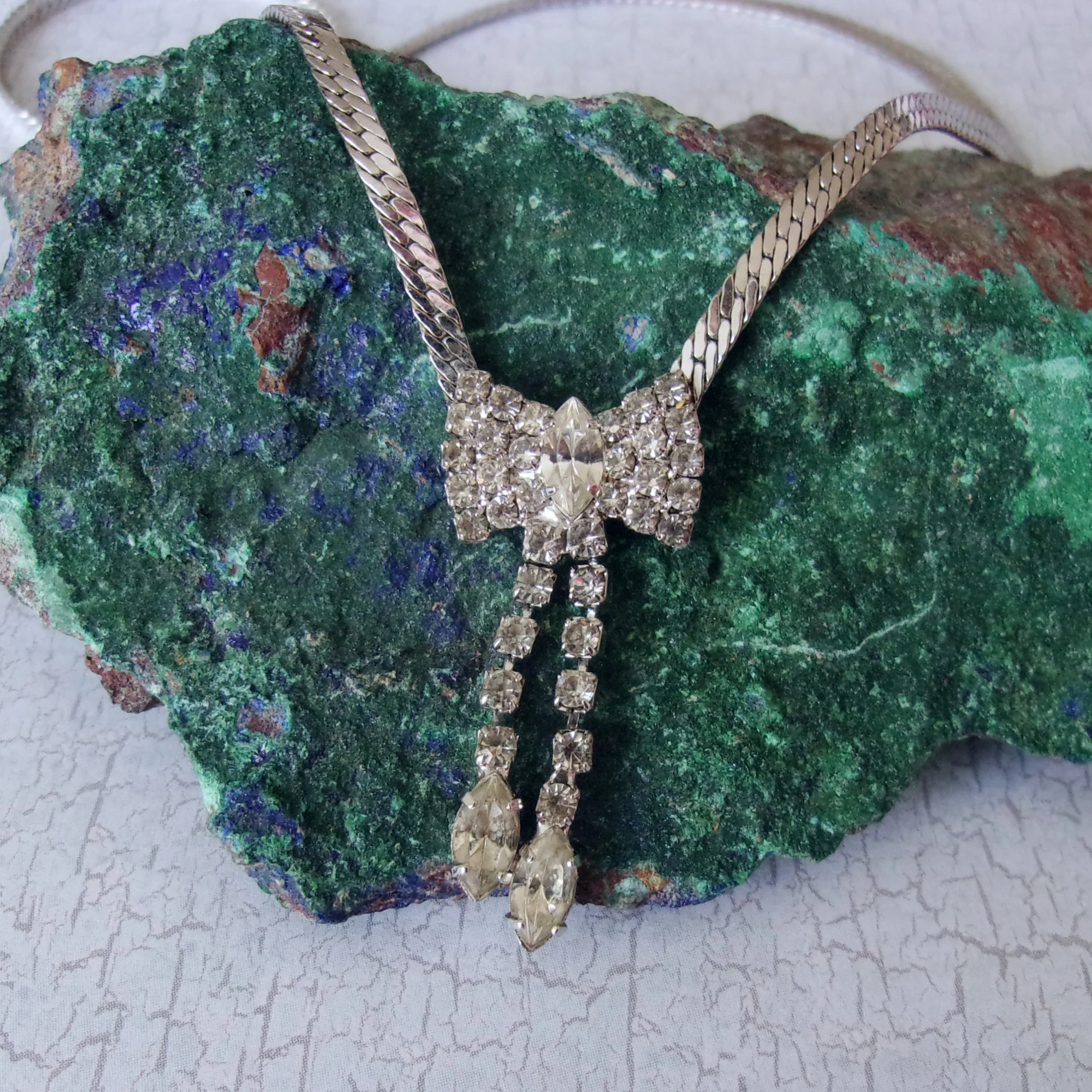 Necklace Bow Ribbon Pendant Prongset Rhinestones - Image 3