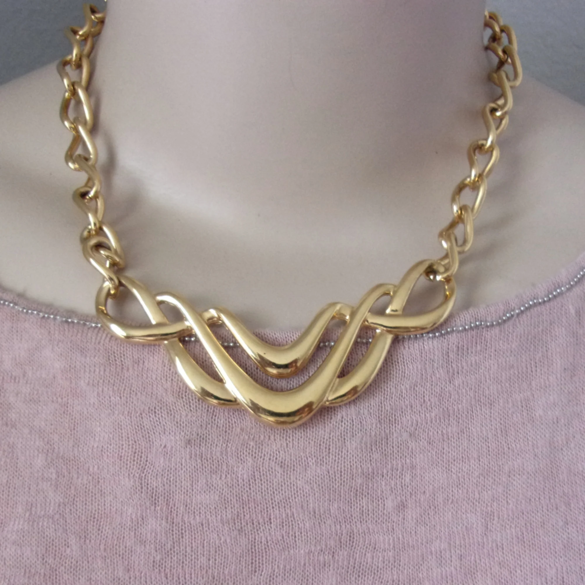 Necklace Loopy Goldtone Marked Pat Pend By Napier - Image 4