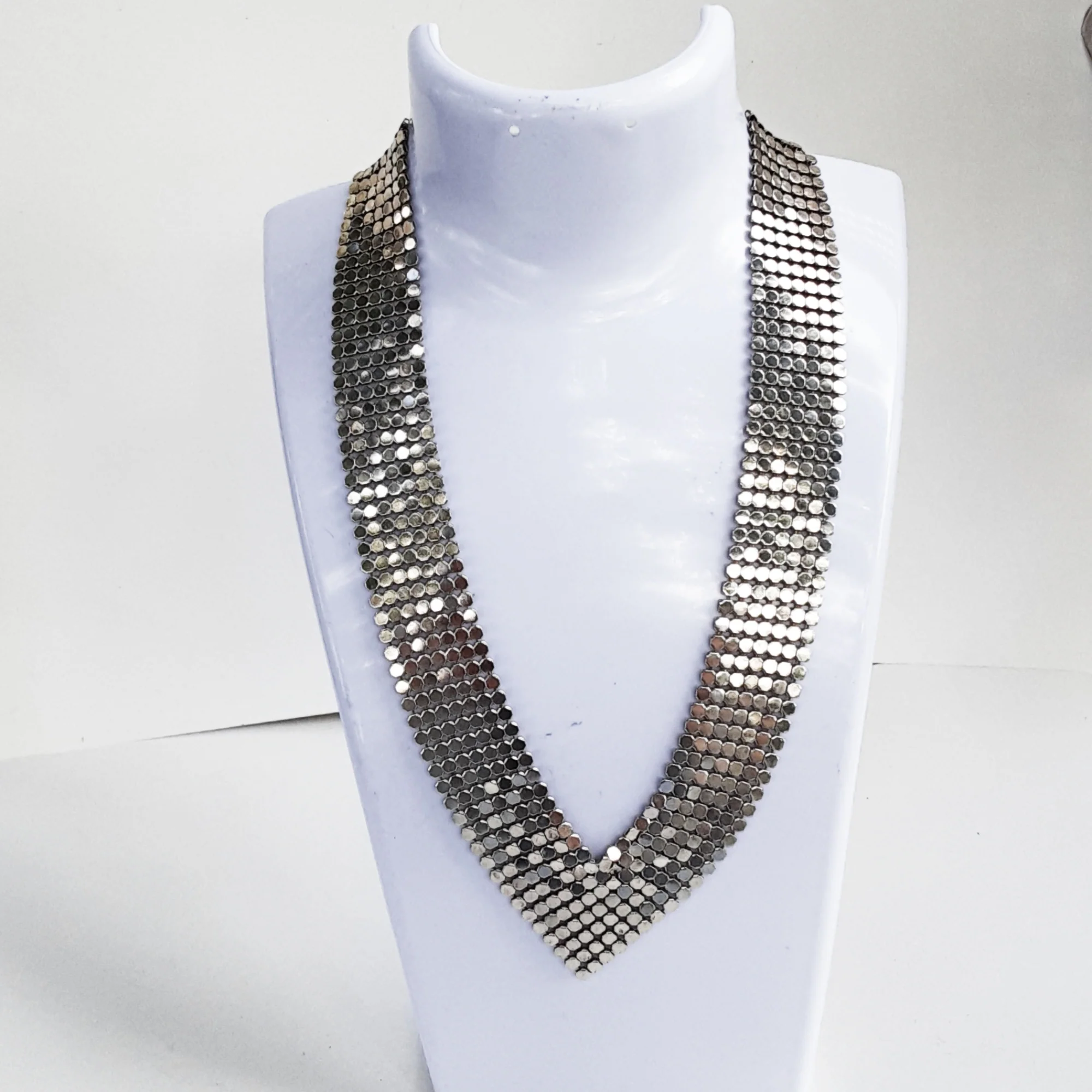 Necklace Mesh Silvertone Vee Center - Image 4
