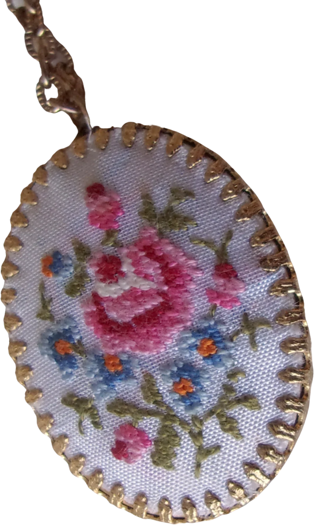 Necklace Needlepoint Rose Oval Pendant - Image 3