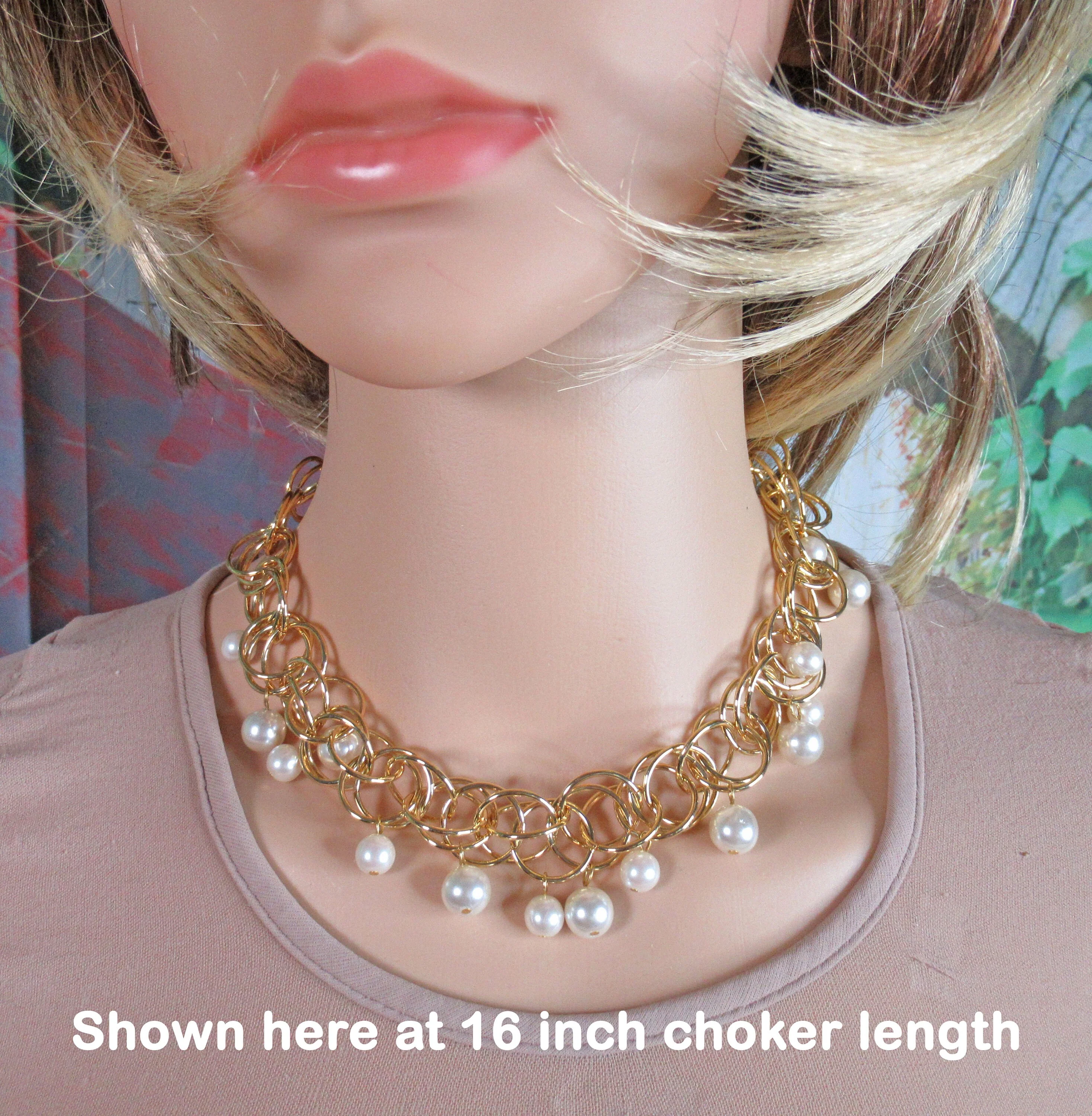 Necklace with Dangling Faux White Pearls and Round Gold Tone Metal Choker Unsigned Lobster Claw Clasp Extender Lightweight - Image 4