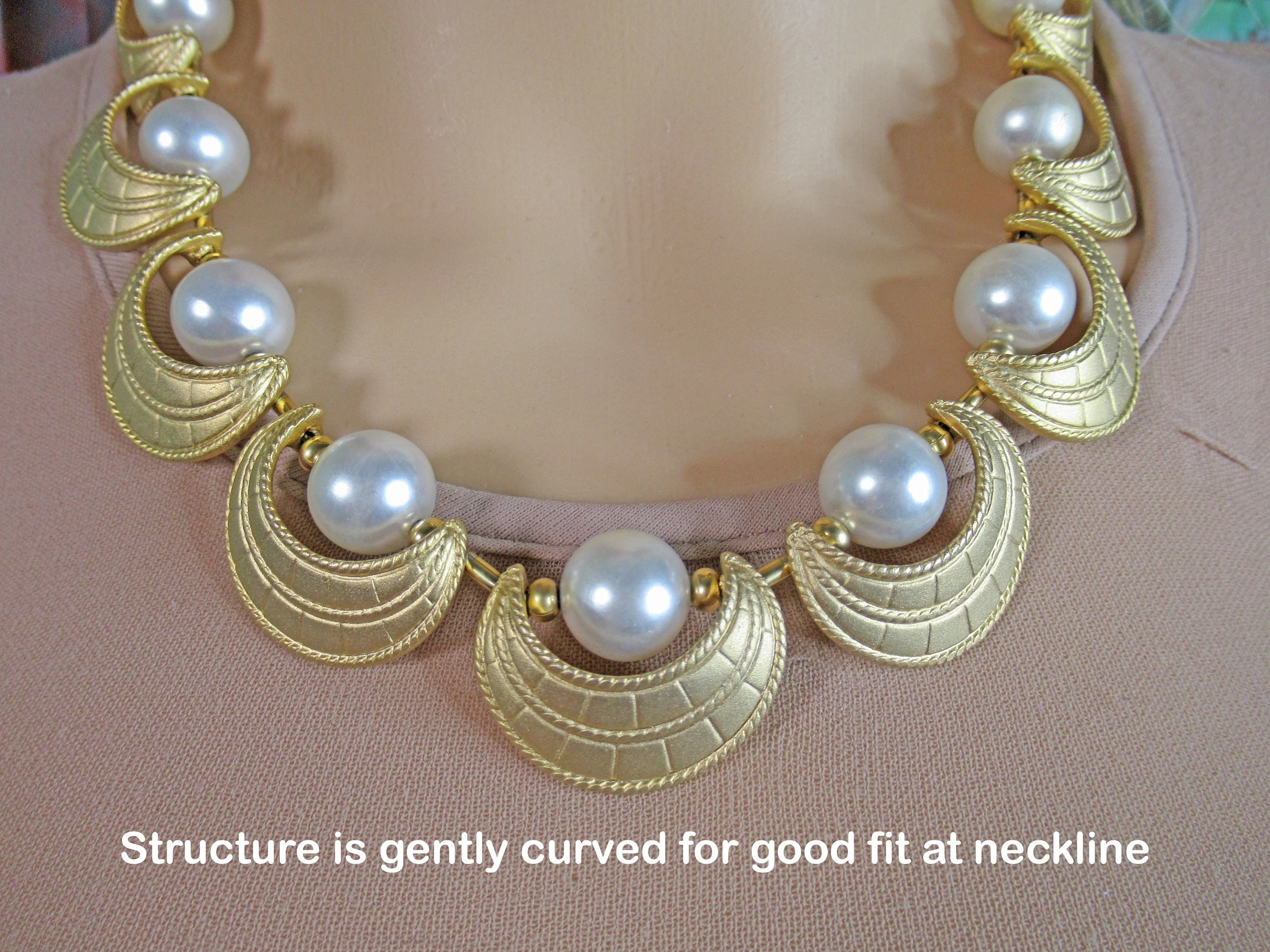 Necklace with Gold Tone Metal Half Moons and Faux White Pearl Choker Necklace Chain Extender Hook Closure Vintage - Image 5