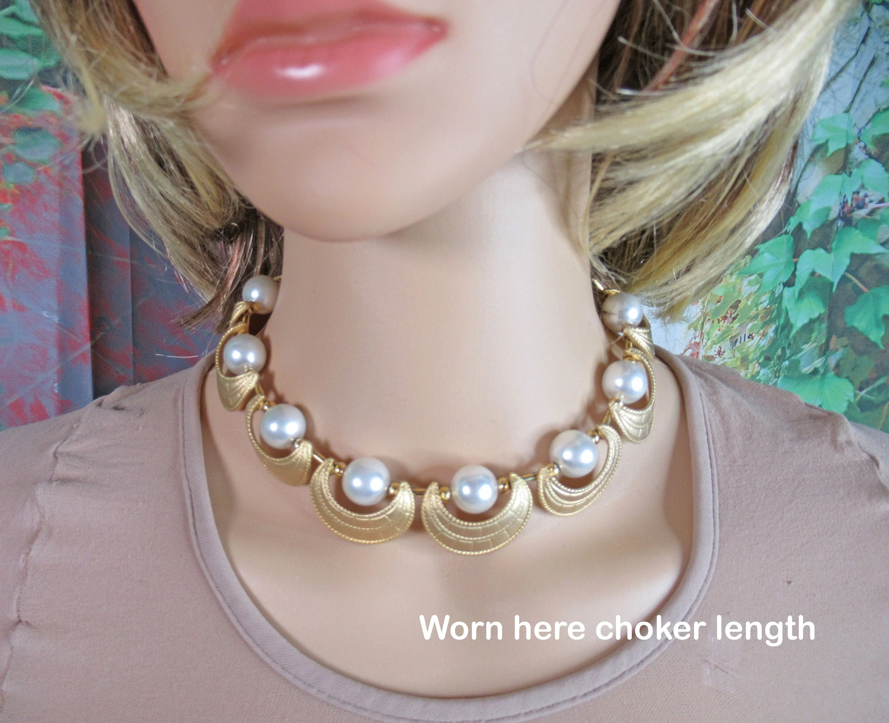 Necklace with Gold Tone Metal Half Moons and Faux White Pearl Choker Necklace Chain Extender Hook Closure Vintage - Image 6