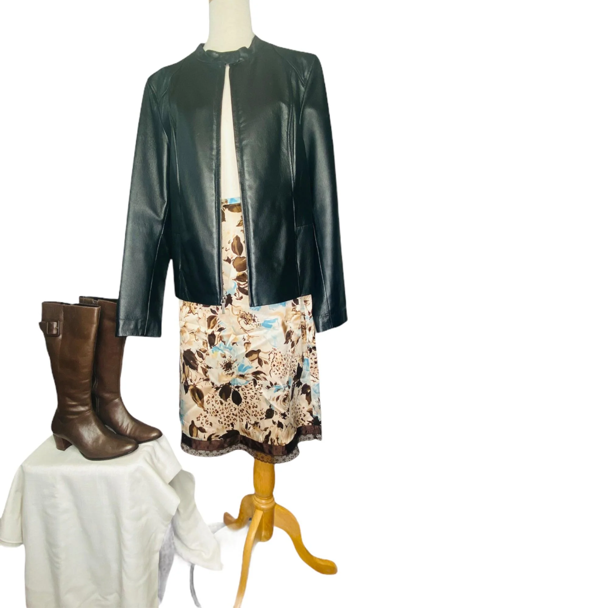 Neiman Marcus Exclusive A-Line Silk Skirt Vintage by Neiman Marcus Exclusive - Image 8