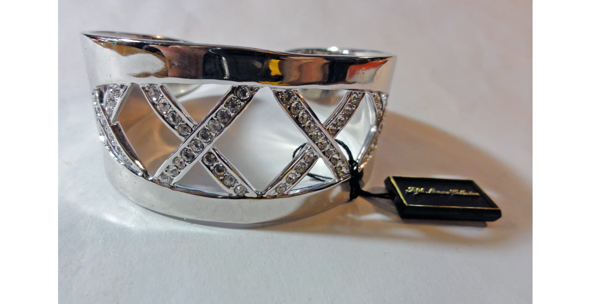 Nos Cuff Bracelet X Kisses Silvertone Rhinestones - Image 6