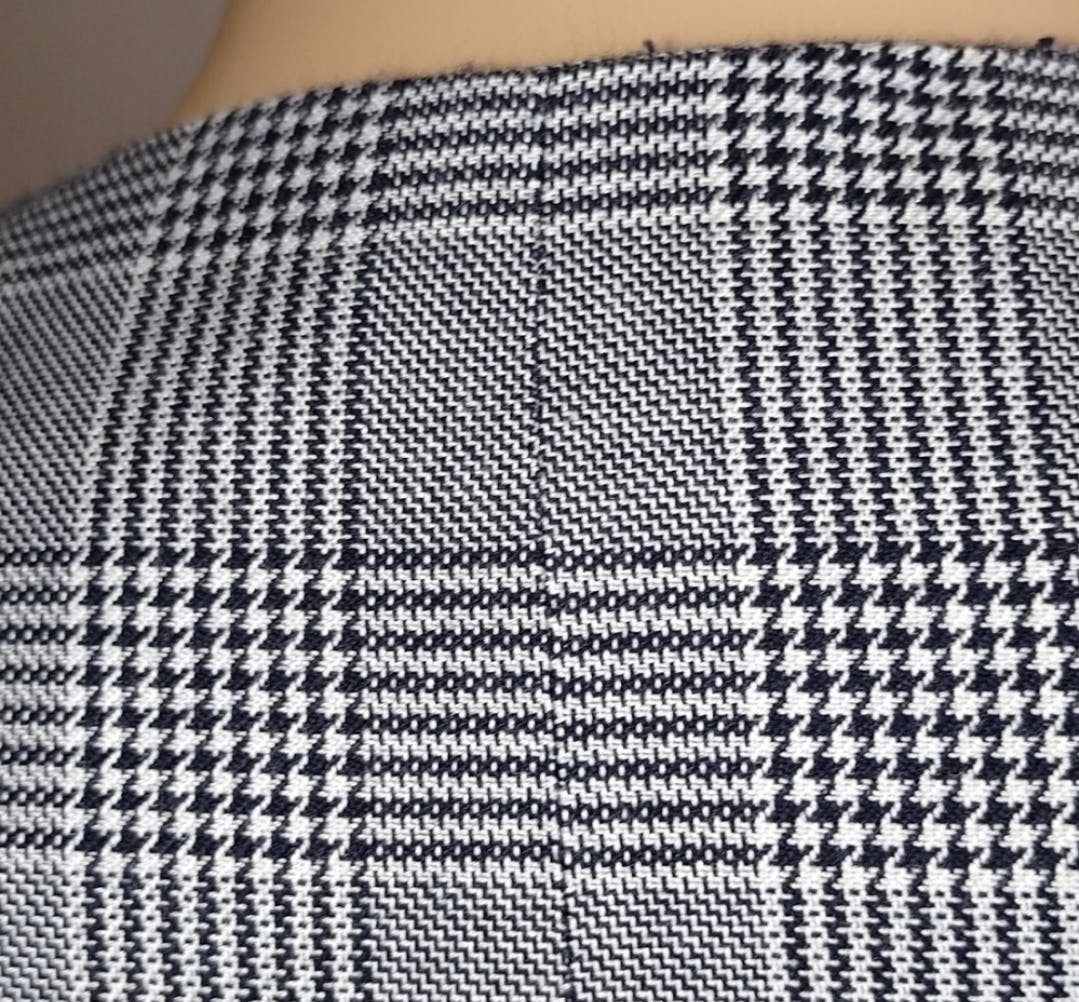 90's Navy Houndstooth Blazer by Le Suit Paris Ny - Image 5