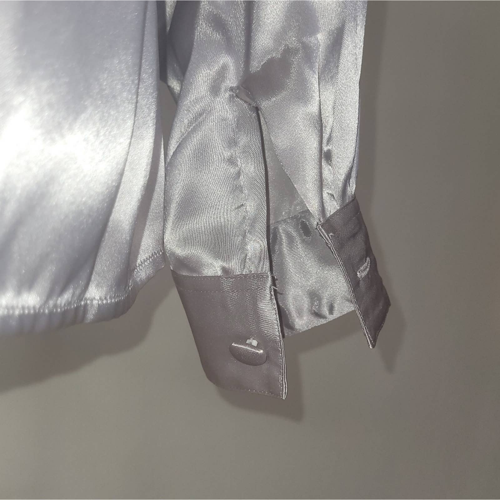*nwt* Westbound Vintage Silver Long-Sleeved Polyester Blouse by Westbound - Image 7