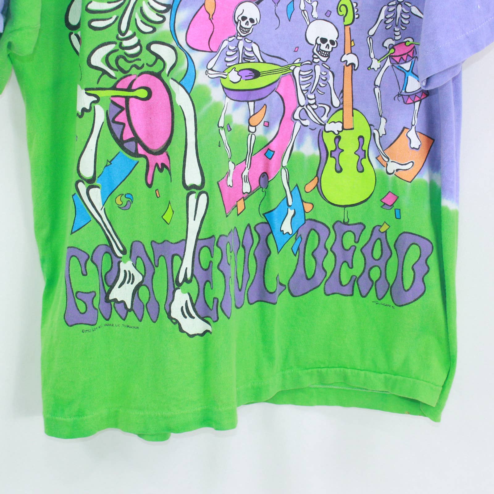 Oakland Coliseum 91-92 Nye Tour Cotton Tie Dye Vintage Band Tee by Fruit of the Loom - Image 6