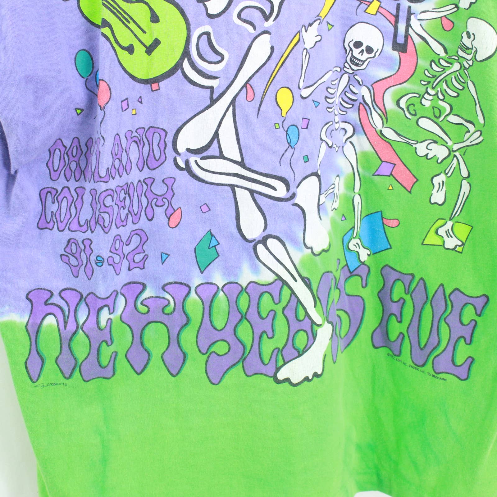 Oakland Coliseum 91-92 Nye Tour Cotton Tie Dye Vintage Band Tee by Fruit of the Loom - Image 7