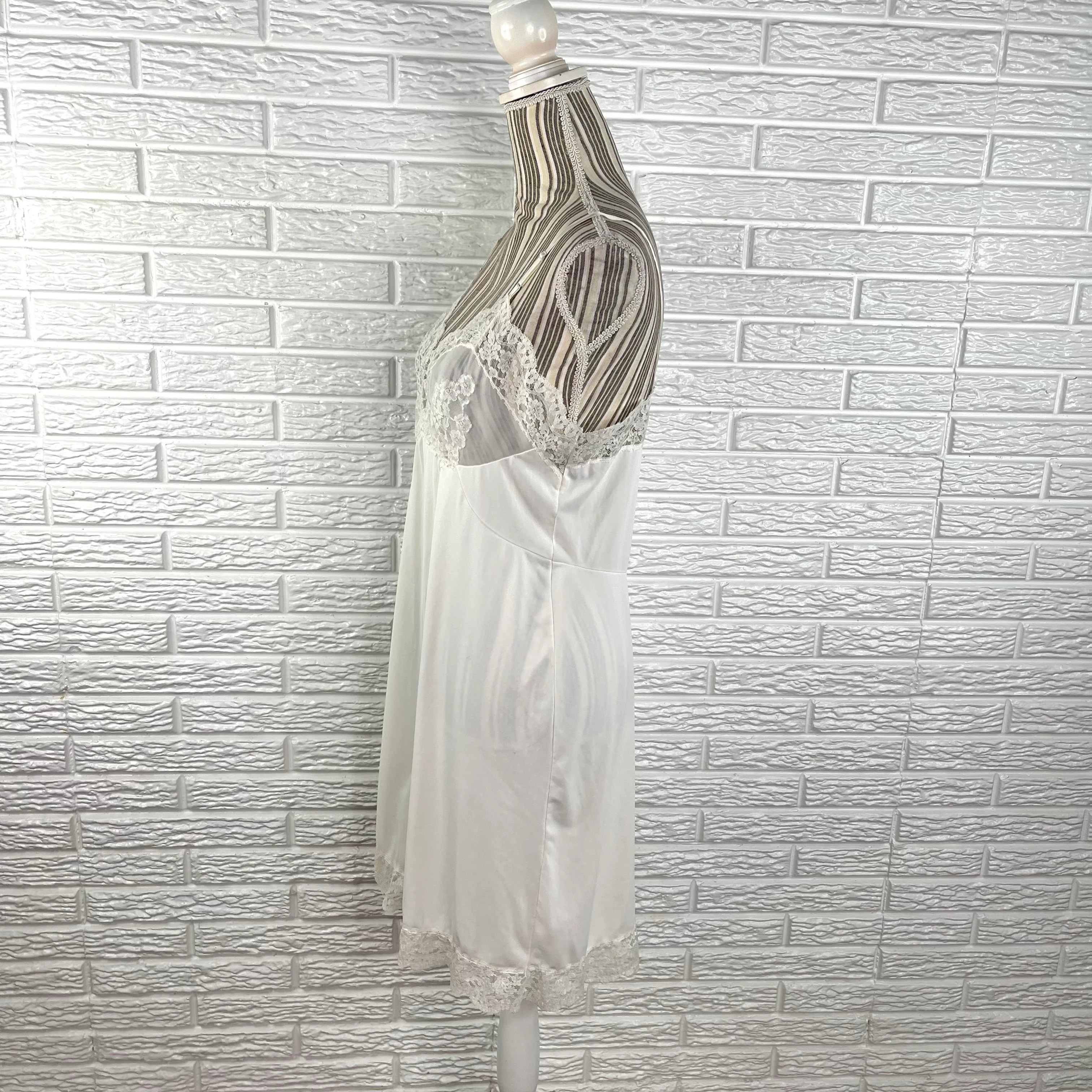 Off White Dress Slip Sheer Floral Lace By Hollywood Vasserette - Image 7