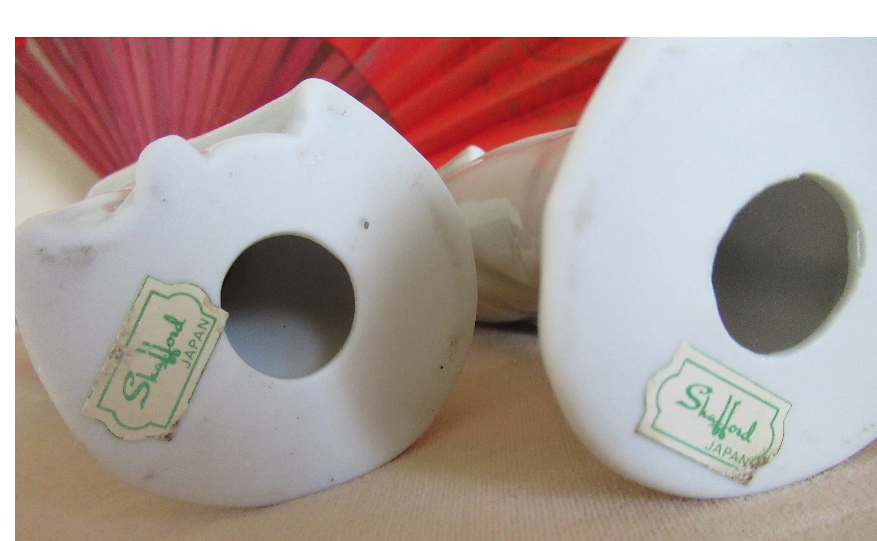 Pair of Female Figurines Shafford Japan Logo On Base, Shiny White Porcelain, 7 Inch Tall, Made Between 40s To 70s, Charming - Image 5