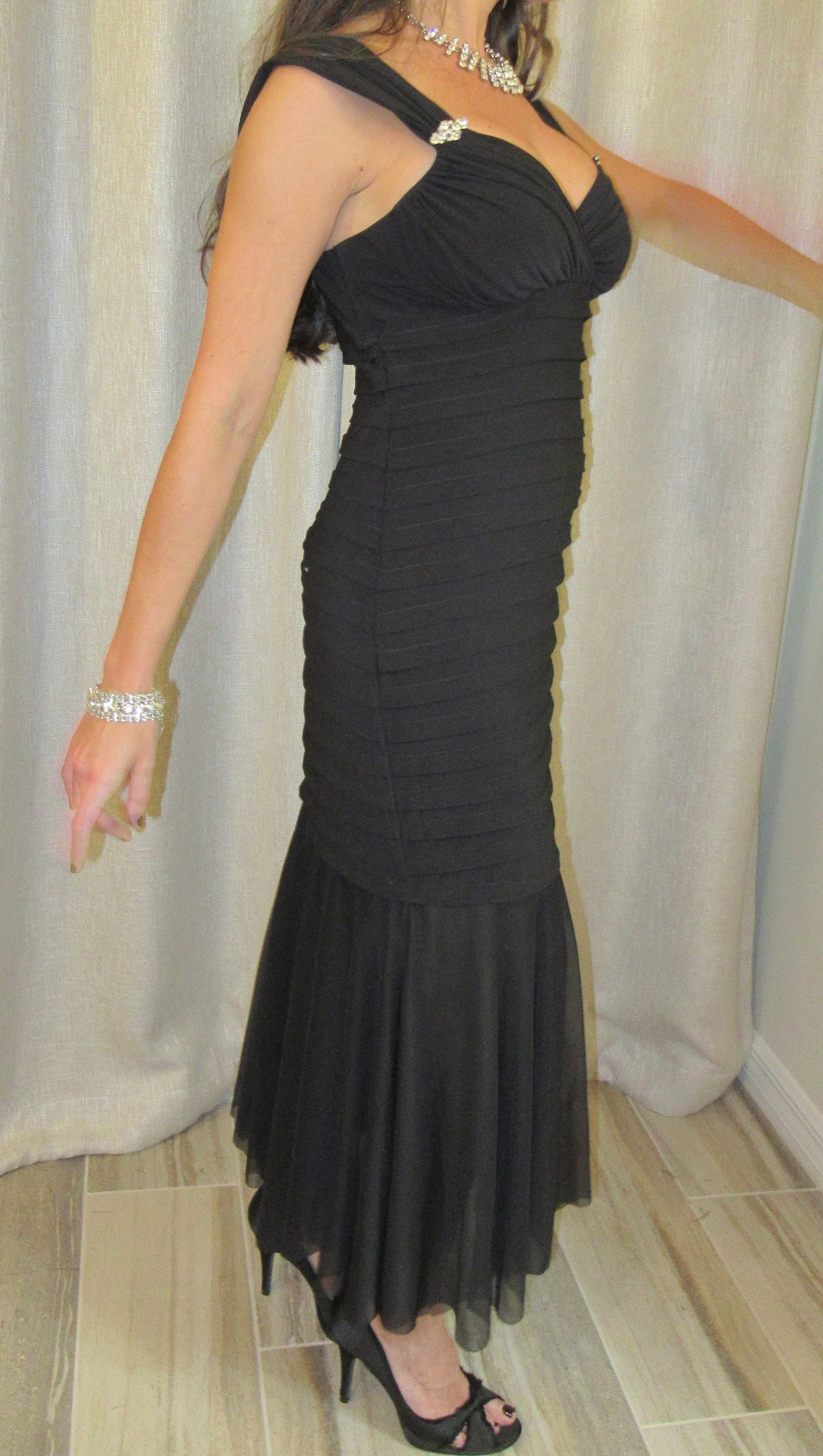 ] Party Dress R and M Richards Black 19's Inspired Low V-Neck Side Rhinestone Brooches Sheer Mermaid Soft Ruffle Bodycon Made Usa by R & M Richards - Image 8