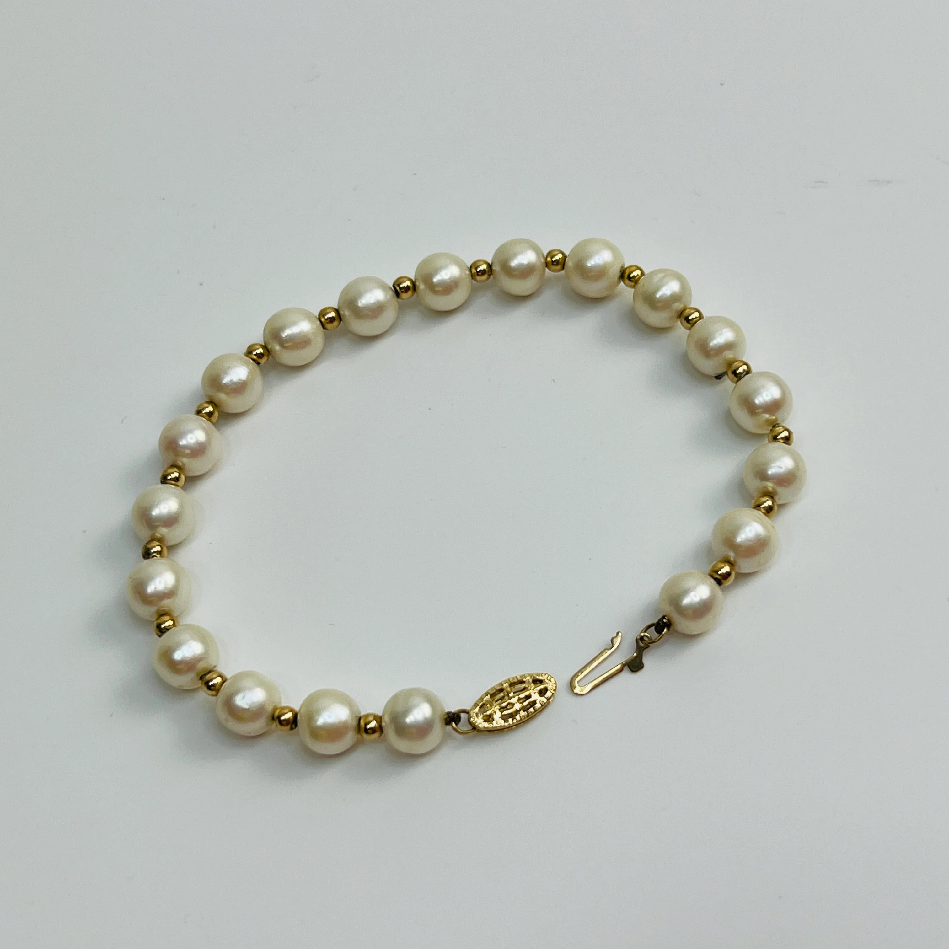 Pearl Bracelet Gold 585 Ornate Clasp Bead Accents - Image 3