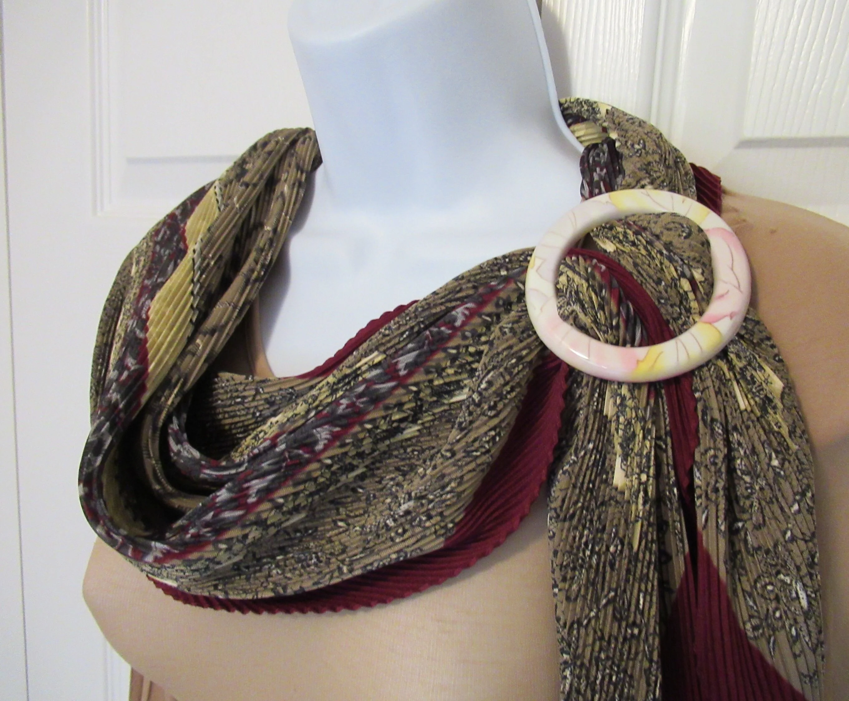 Permanently Pleated Scarf Unique Stretch Diamond Shape Polyester Brown Burgundy Taupe Black Vintage Bonus Scarf Donuts - Image 9