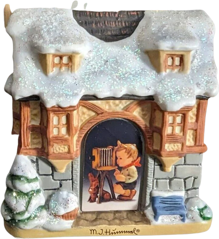 “Photography Studio” Illuminated Christmas Ornament 2002 Bradford by MJ Hummel