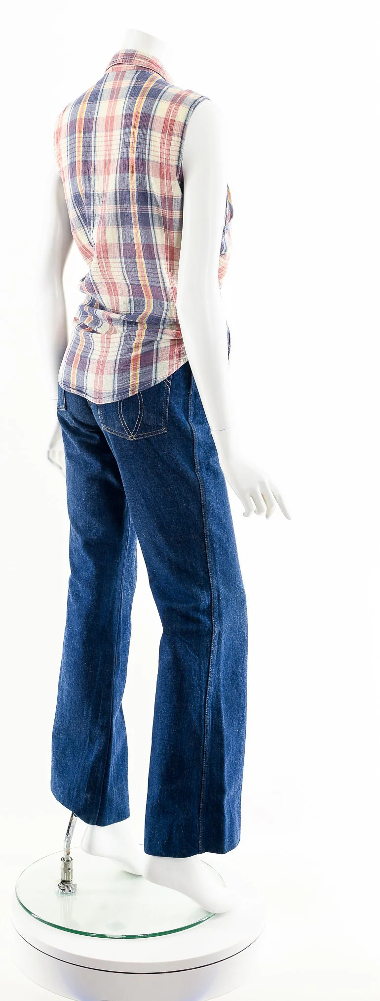 Plaid Sleeveless Button Up Cropped Blouse - Image 6