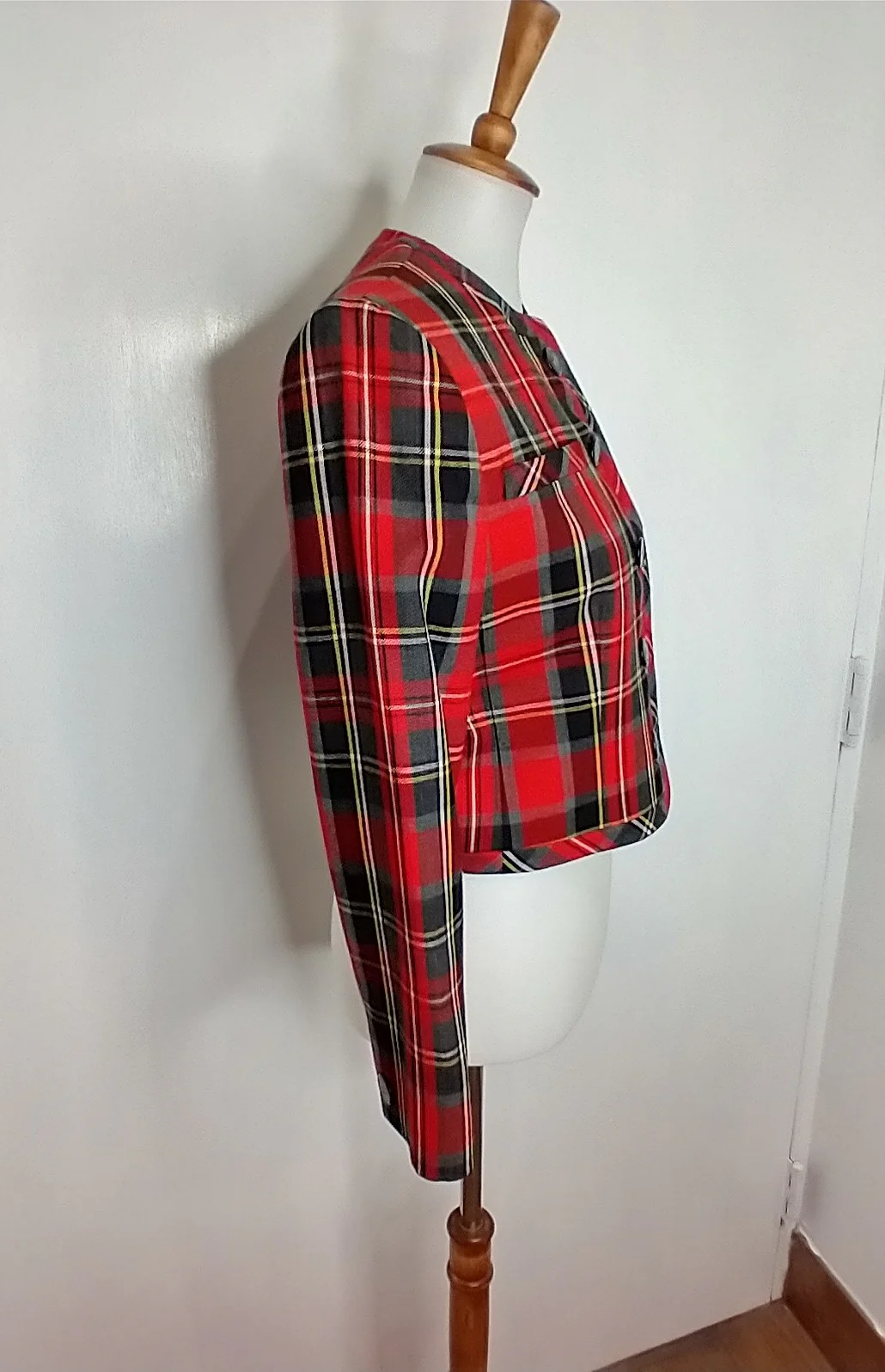 Plaid Wool Crop Jacket - Image 10