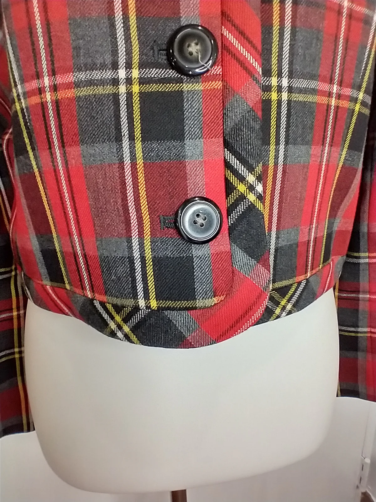 Plaid Wool Crop Jacket - Image 11