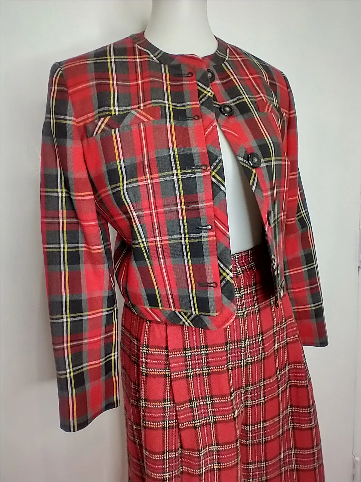 Plaid Wool Crop Jacket - Image 3