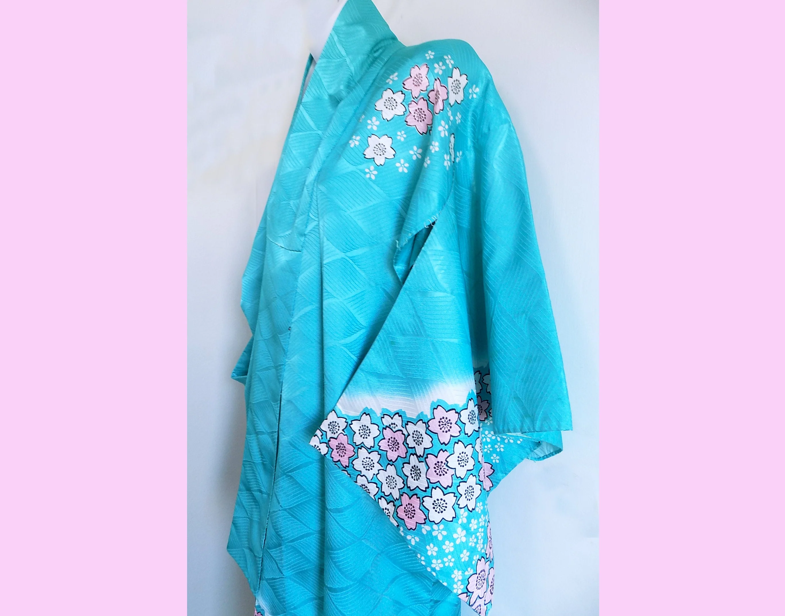 Pre 2000 Unlined Robe In What Could Be Rayon No Obi One Detected Snag Good Condition - Image 3