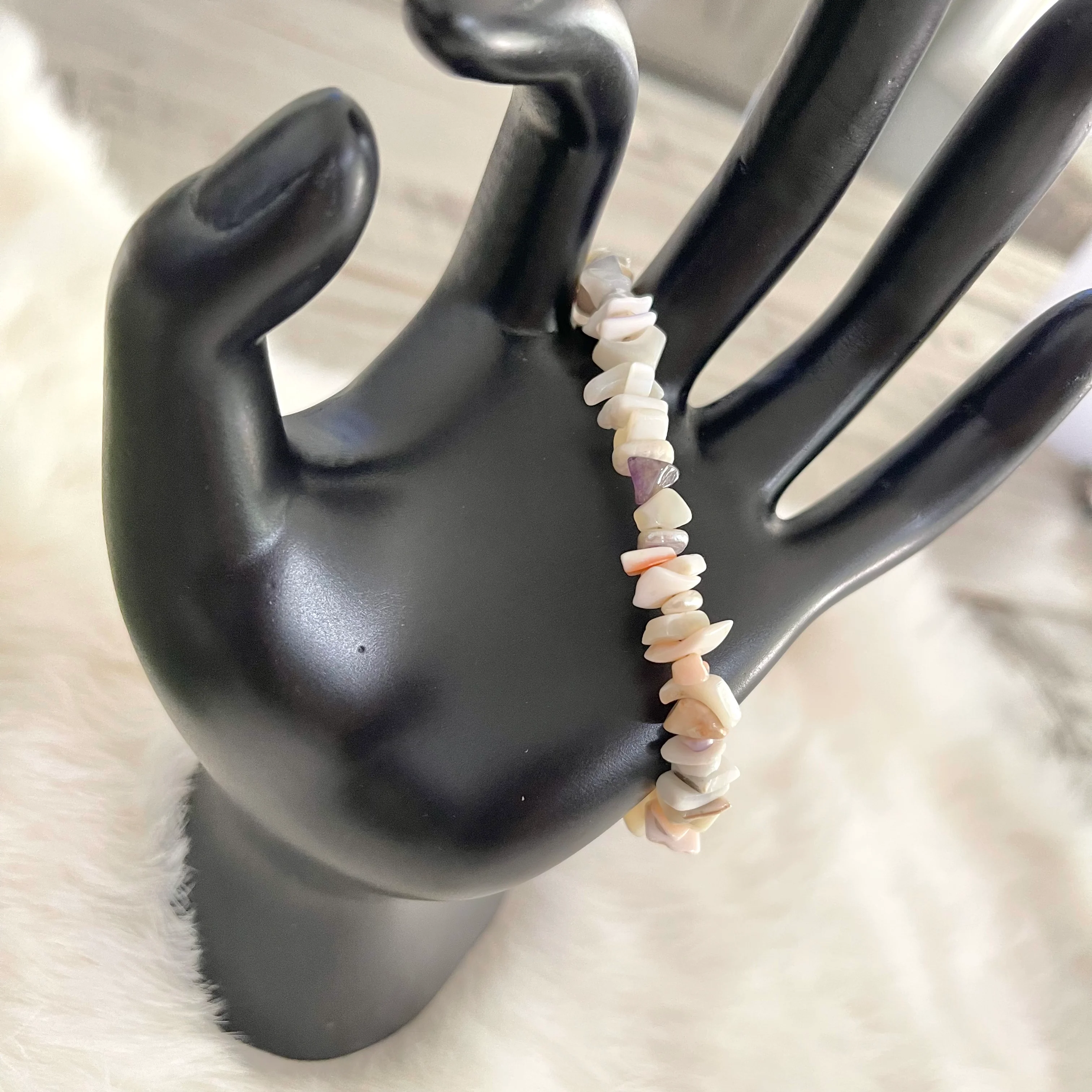 Puka Shell Bracelet Multicolored - Image 4