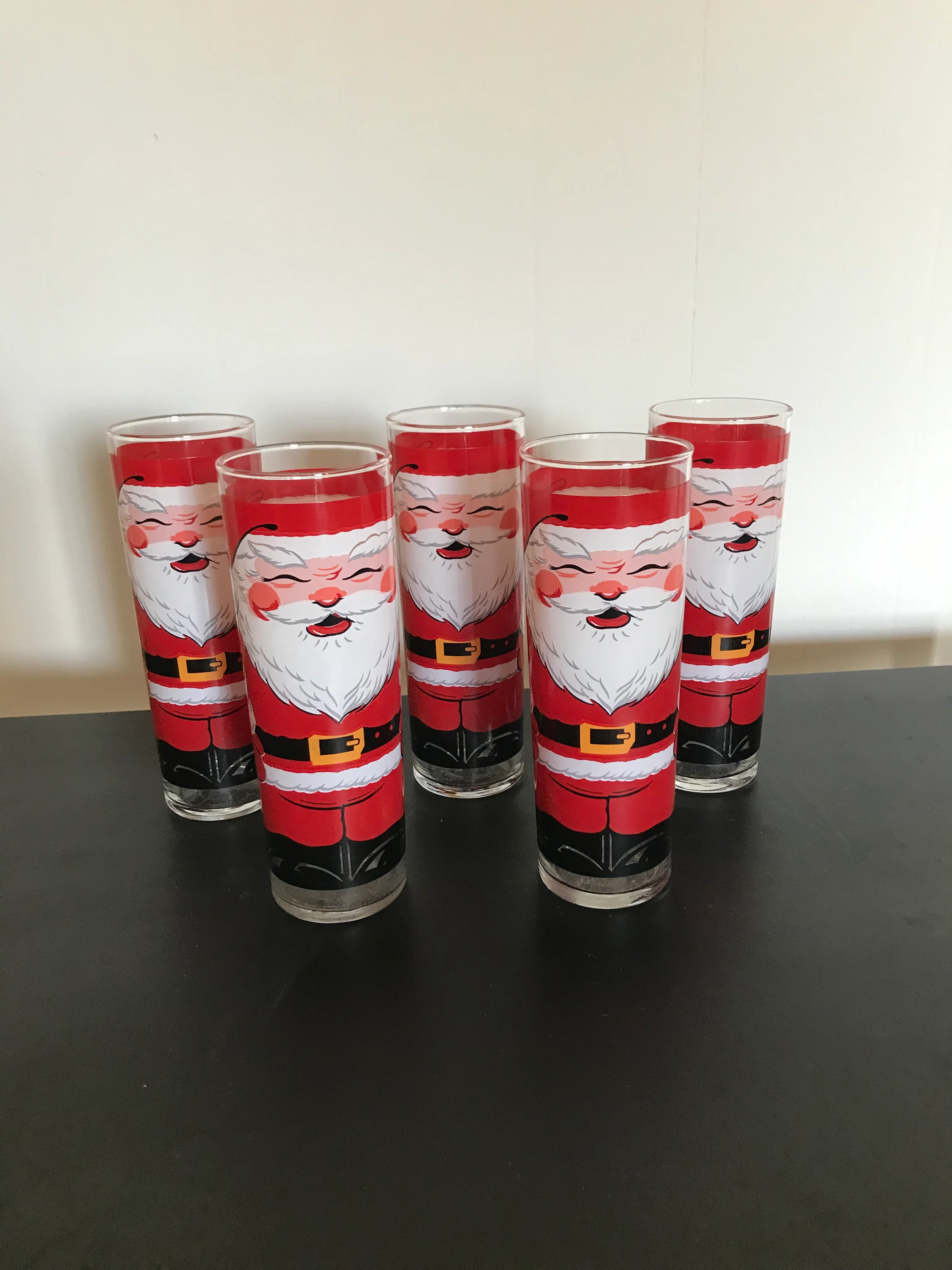 Rare Set Of 5 Santa Glasses 1 Flawed By Georges Briard - Image 3