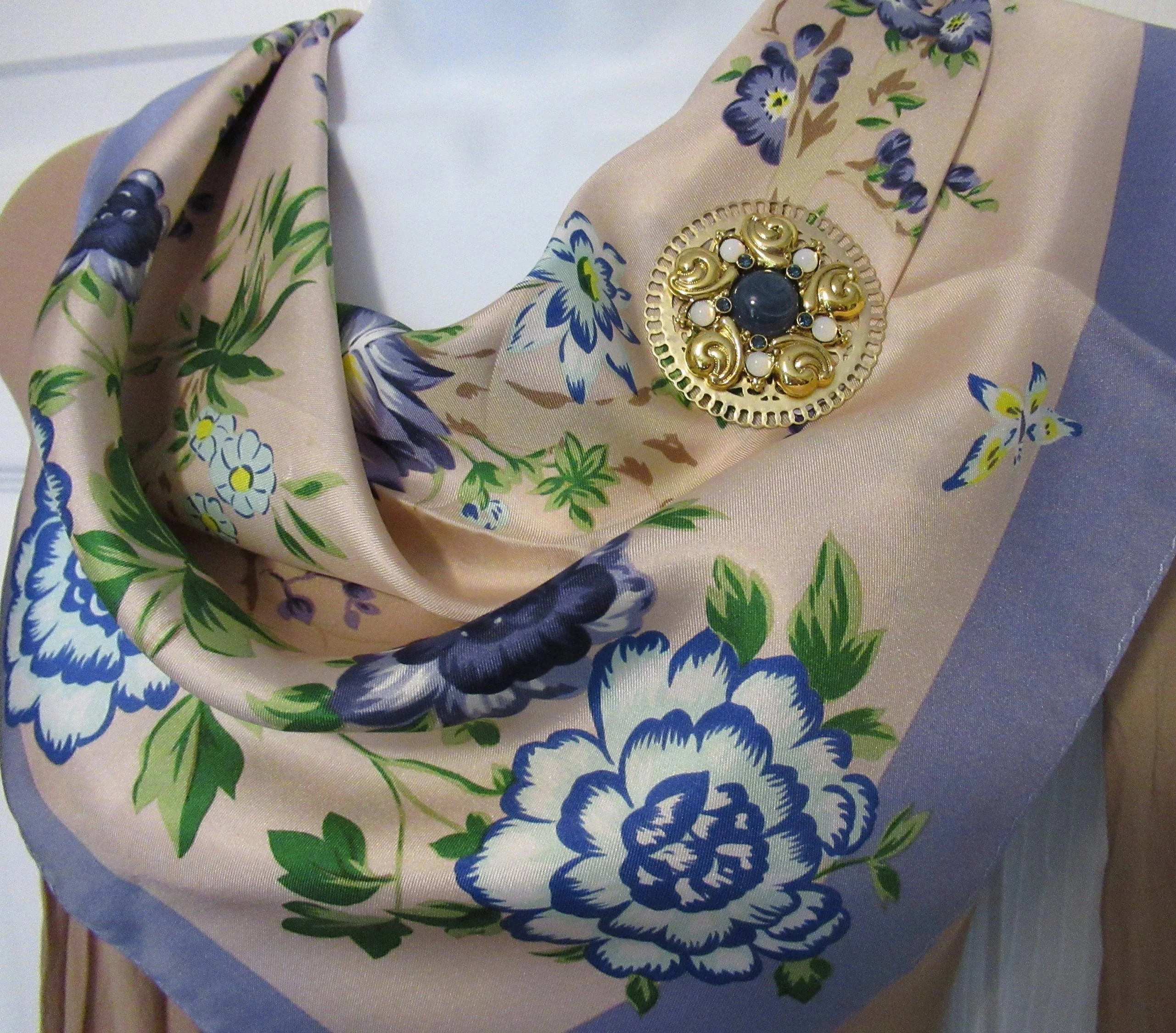 Recycled Brooch New Magnetic Clasp On 2 Inch Gold Tone Round Metal Classic Design Remade for Easy Wear White and Navy Blue Bonus Scarf - Image 7