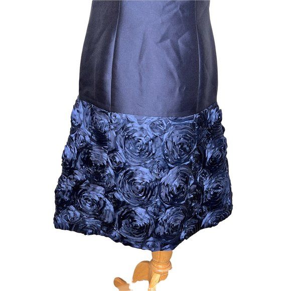 Red Collection Dress Blue Rose Tafetta Satiny Size 4 Nwot by B Michael America - Image 8