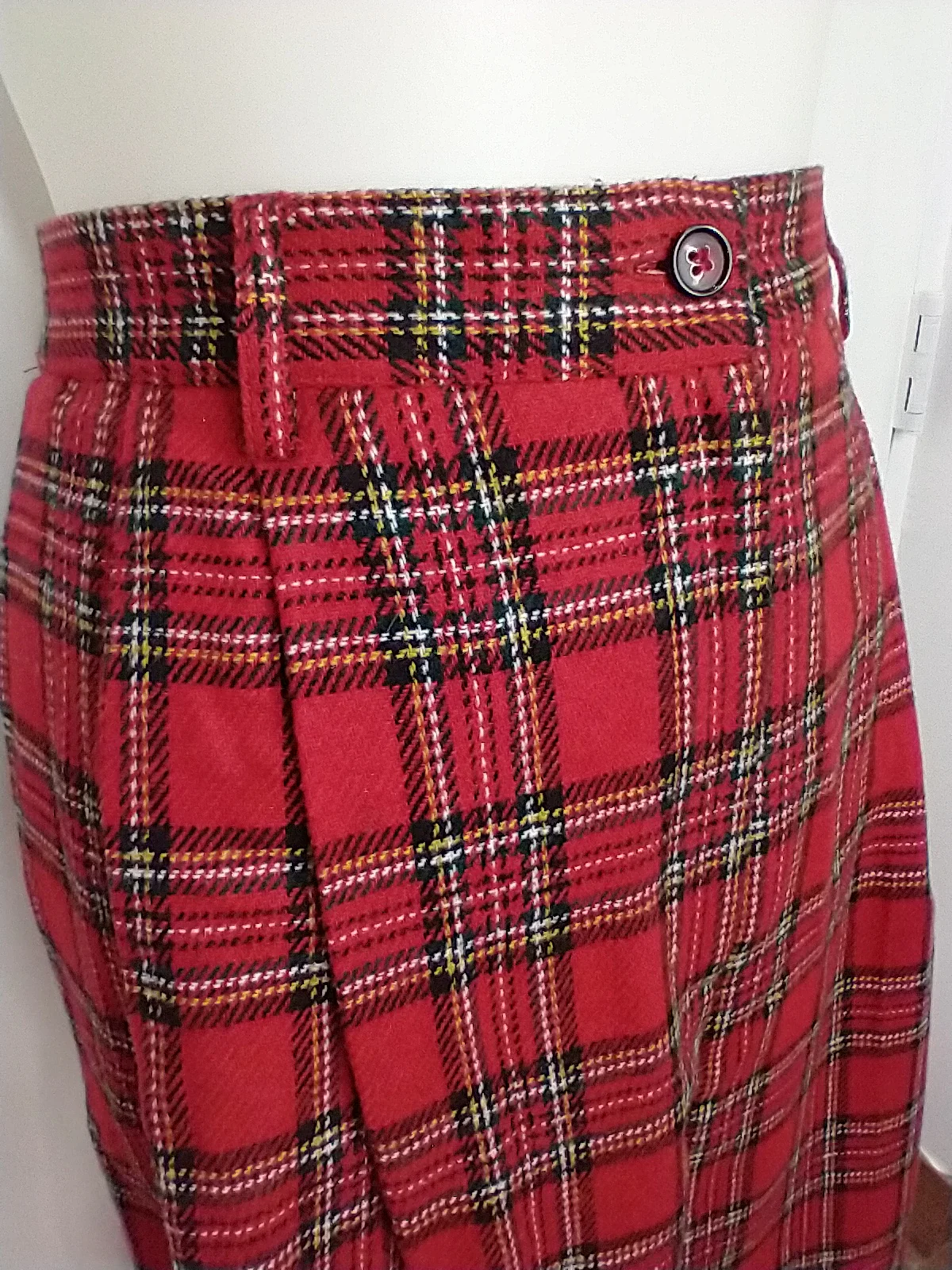 Red Plaid Wool Shorts By Sag Harbor - Image 6