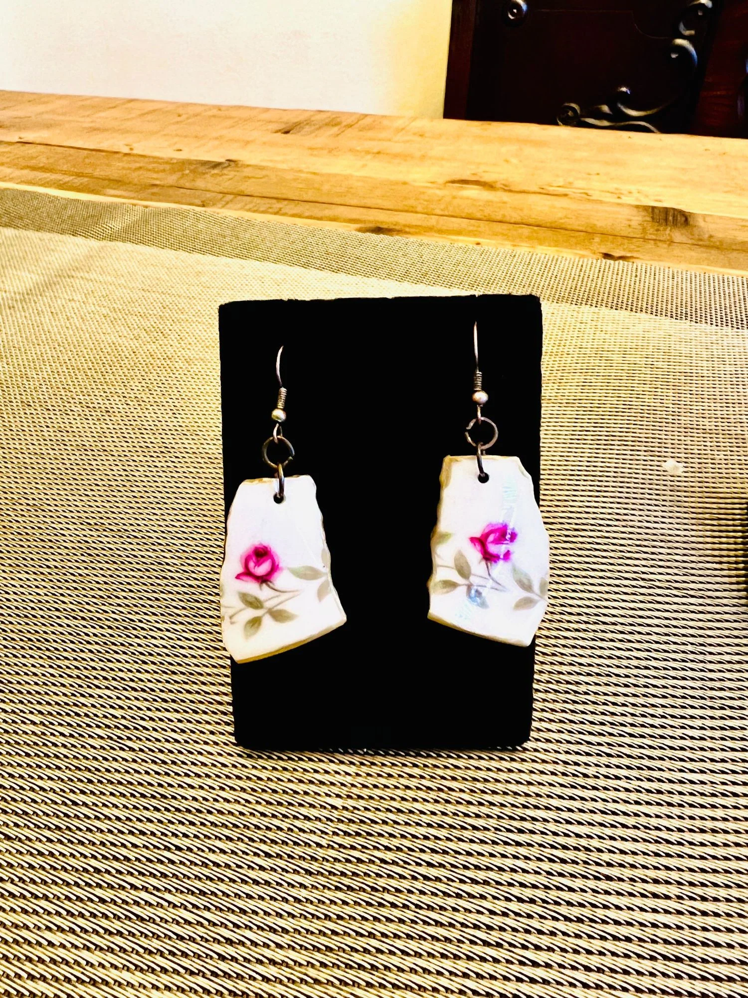 Repurposed Broken China Necklace Leather Bracelet and Earrings Set Handmade - Image 7