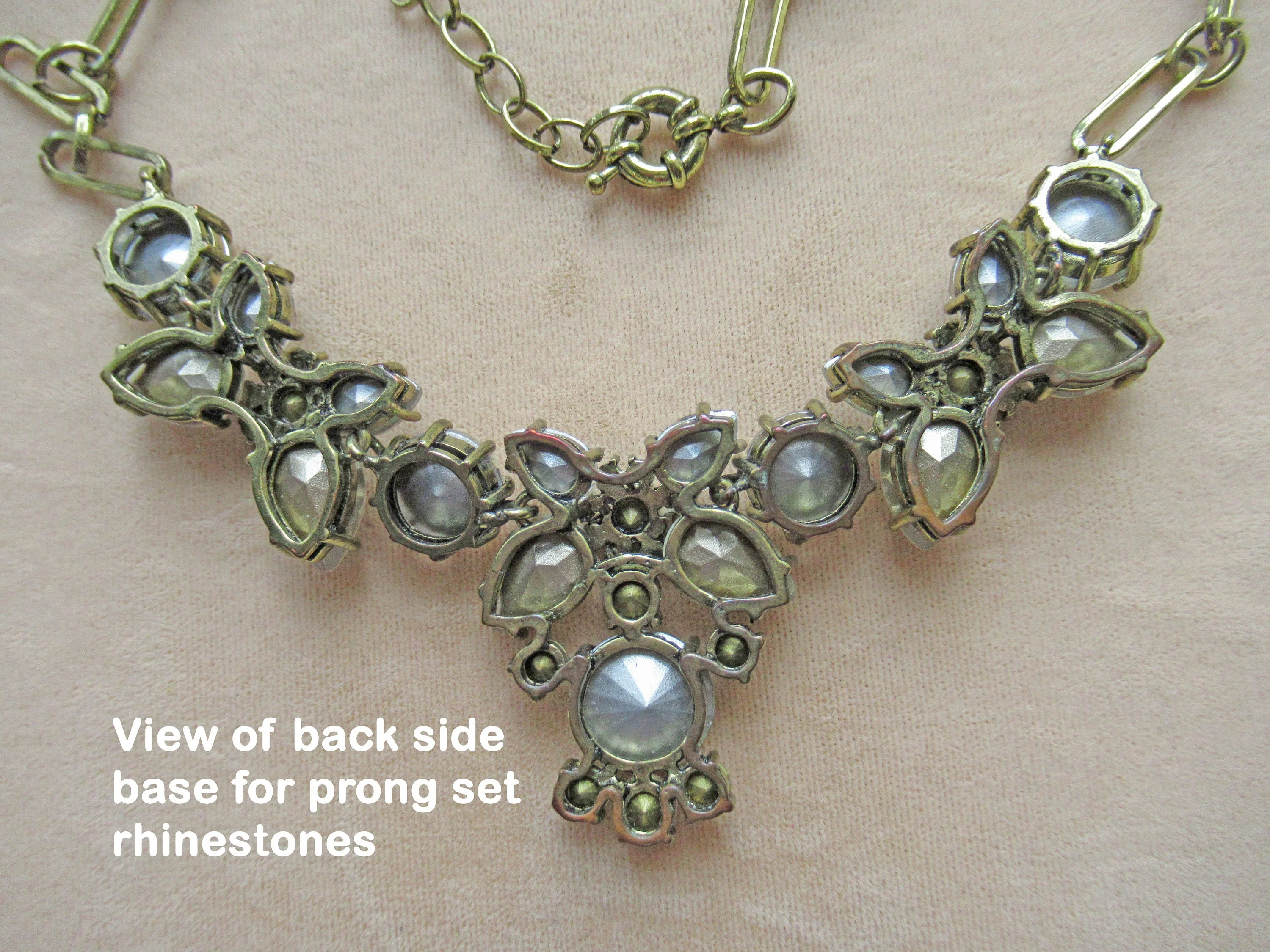 Rhinestones Choker Necklace Triple Floral Cluster Front Teal/ White/ Clear Prong Set Beads Spring Ring Back Clasp Extender Chain Vtg - Image 10