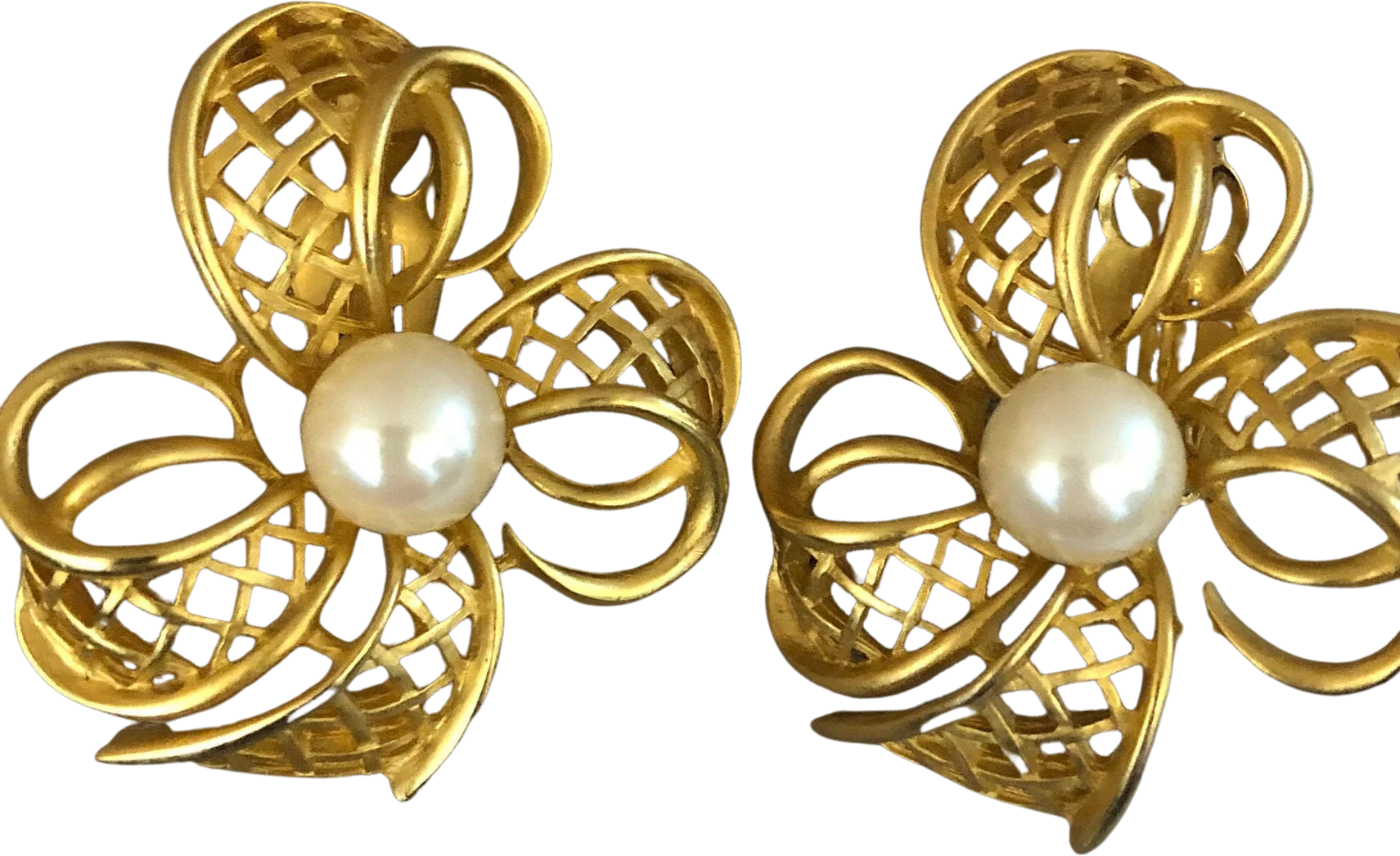 Ribbon Clover Bow Statement Earrings with Pearl Center
